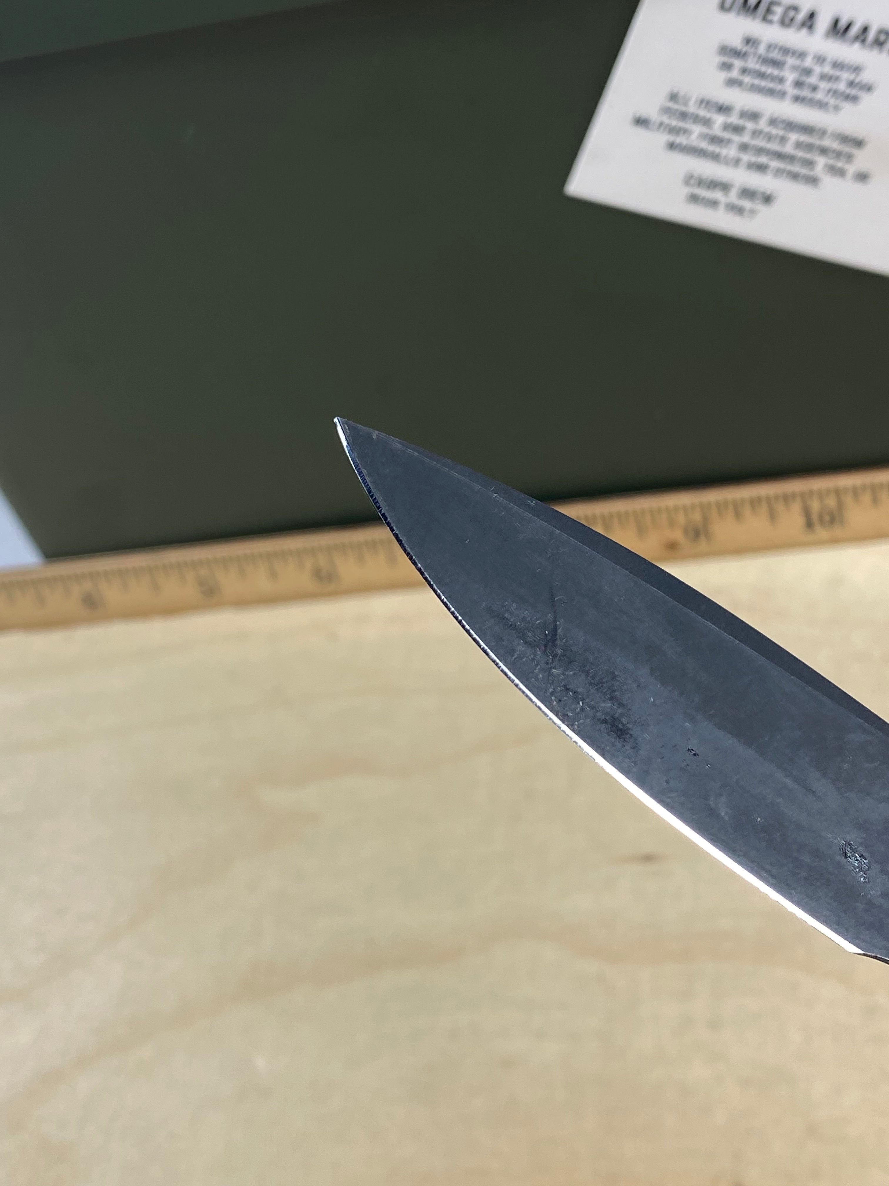 CIVIVI #29 Mini Praxis Flipper Knife G10 Handle. Light usage. Dirty. Chip on Blade (MSRP $35.00 NEW)