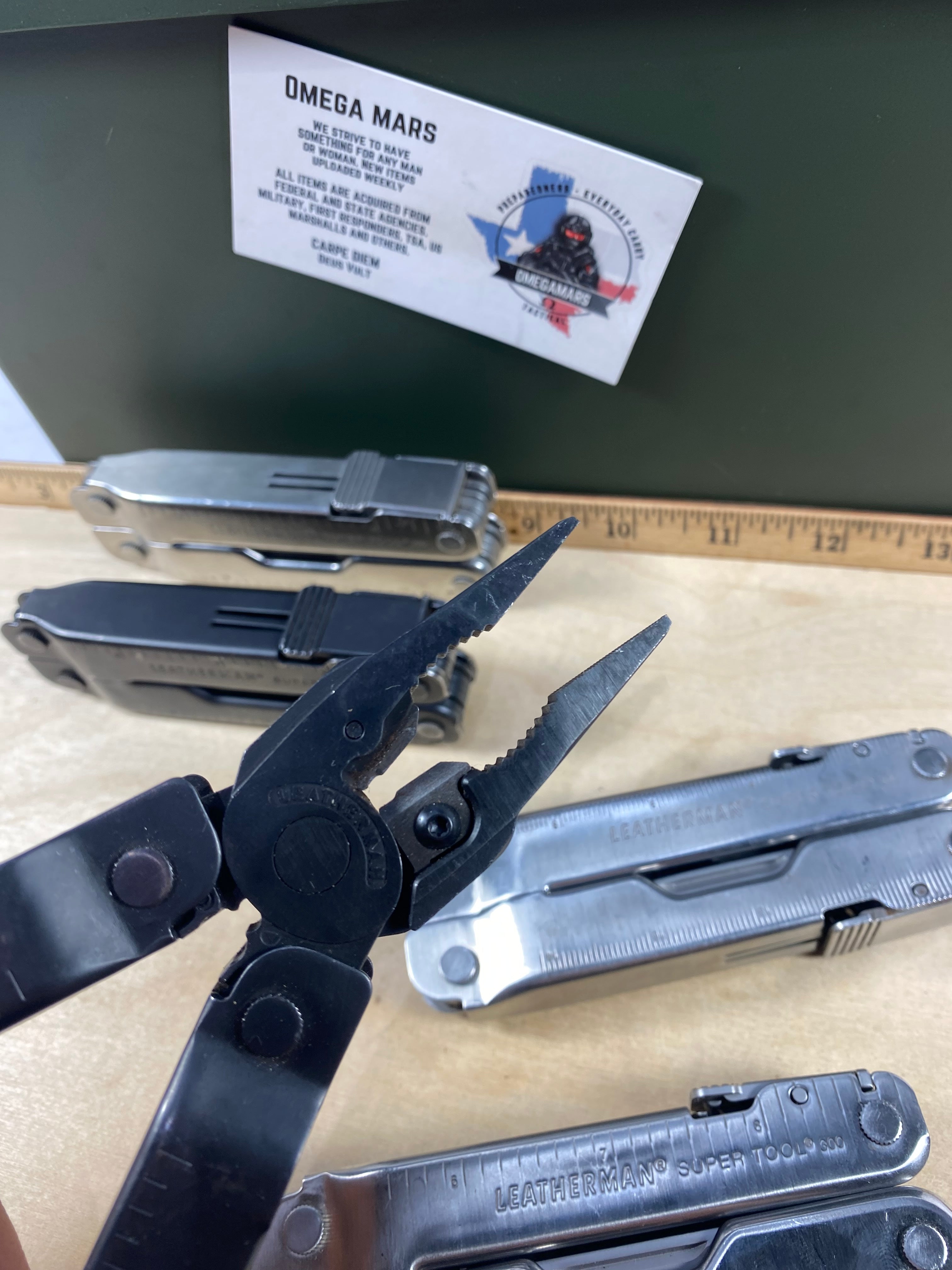 Leatherman Super Tool 300. Light usage. (multi-qty.) (MSRP $119.95 NEW)