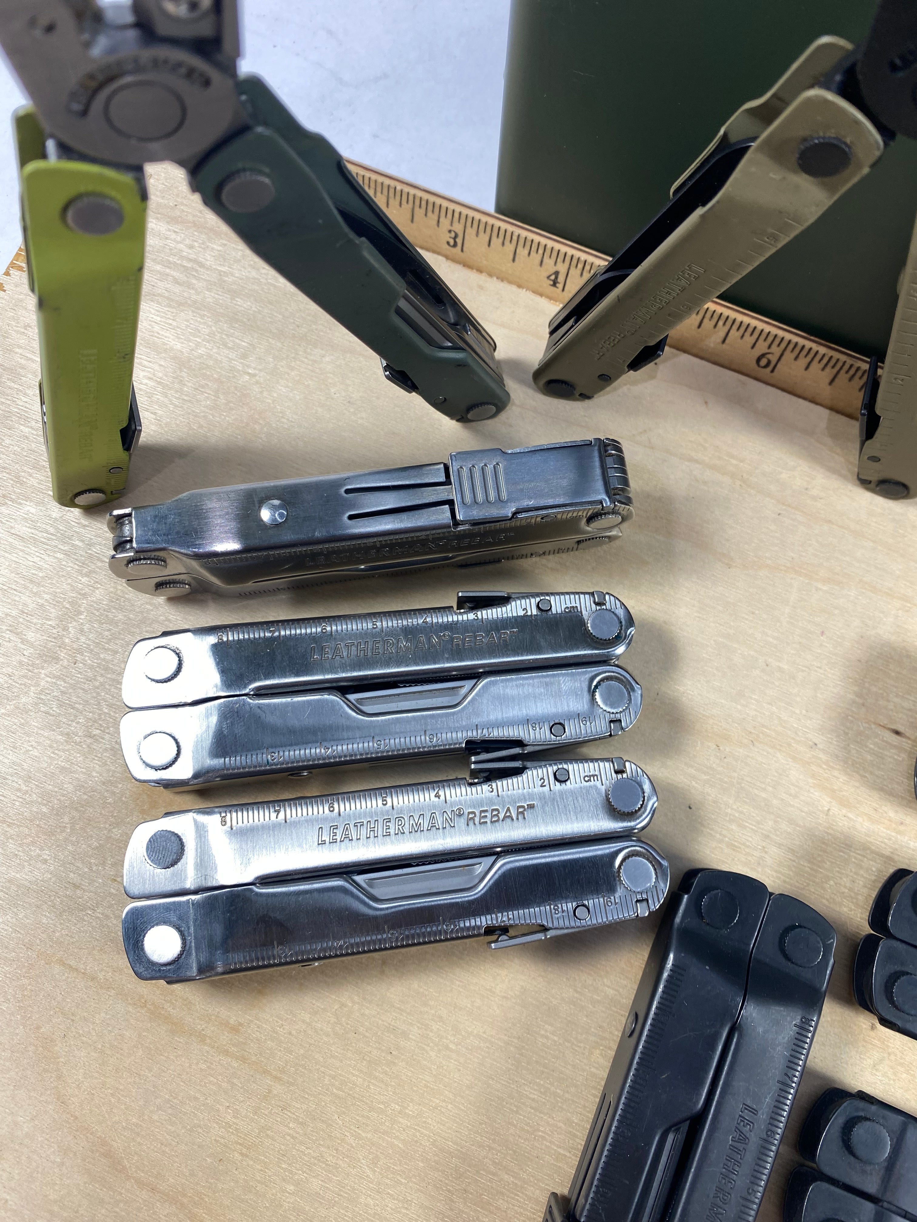 Leatherman Rebar. Light usage. (multi-qty.) (MSRP $99.95 NEW)
