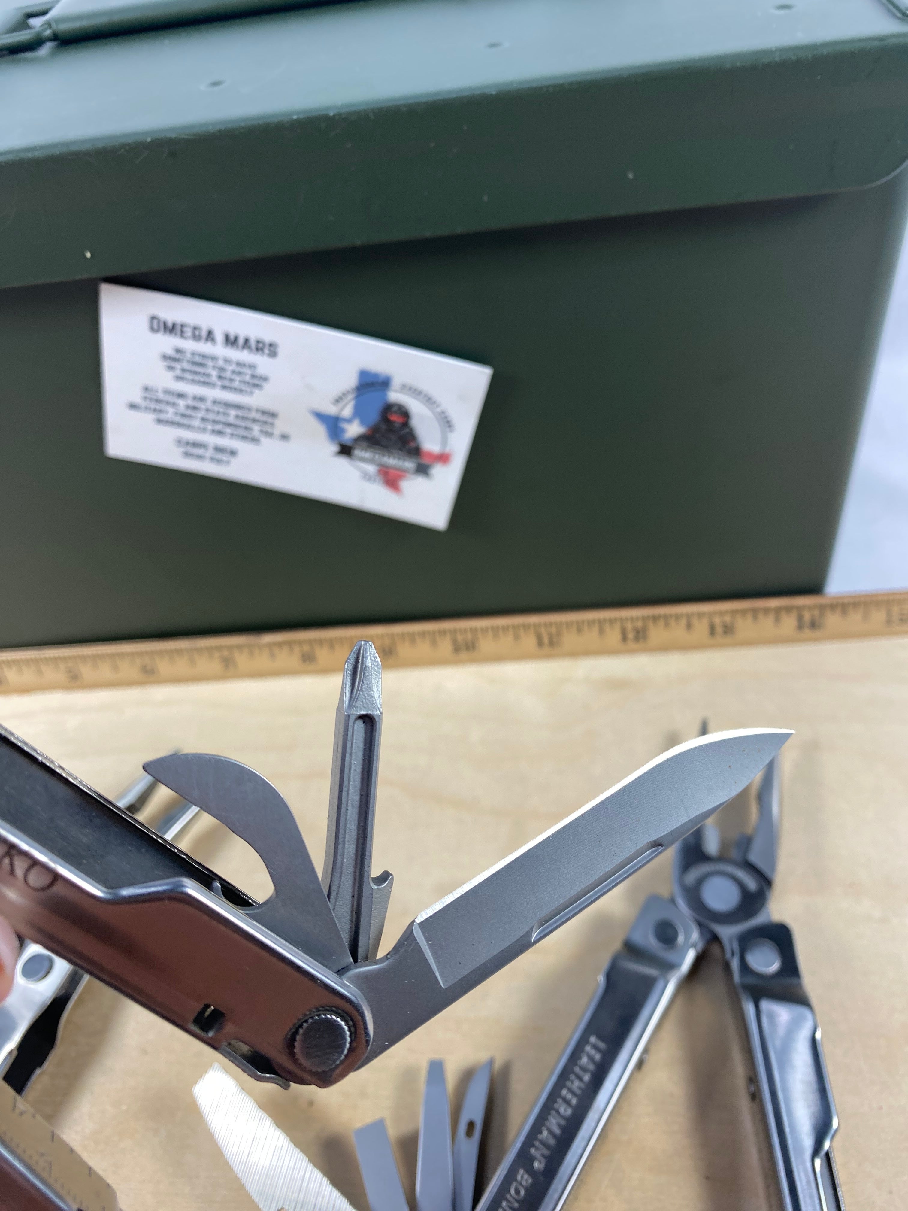 Leatherman Bond. Light usage. (multi-qty.) (MSRP $49.95 NEW)