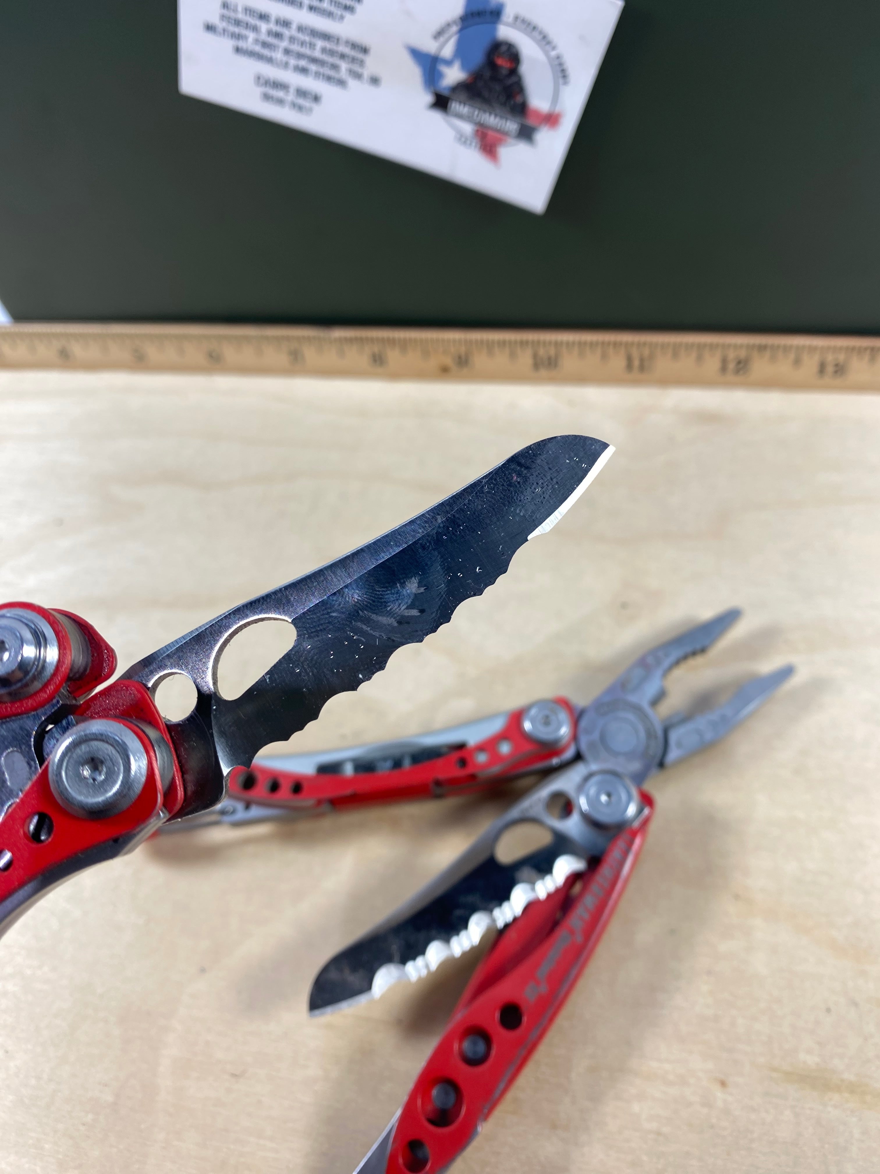 Leatherman Skeletool RX. Light usage. (multi-qty.) (MSRP $99.95 NEW)