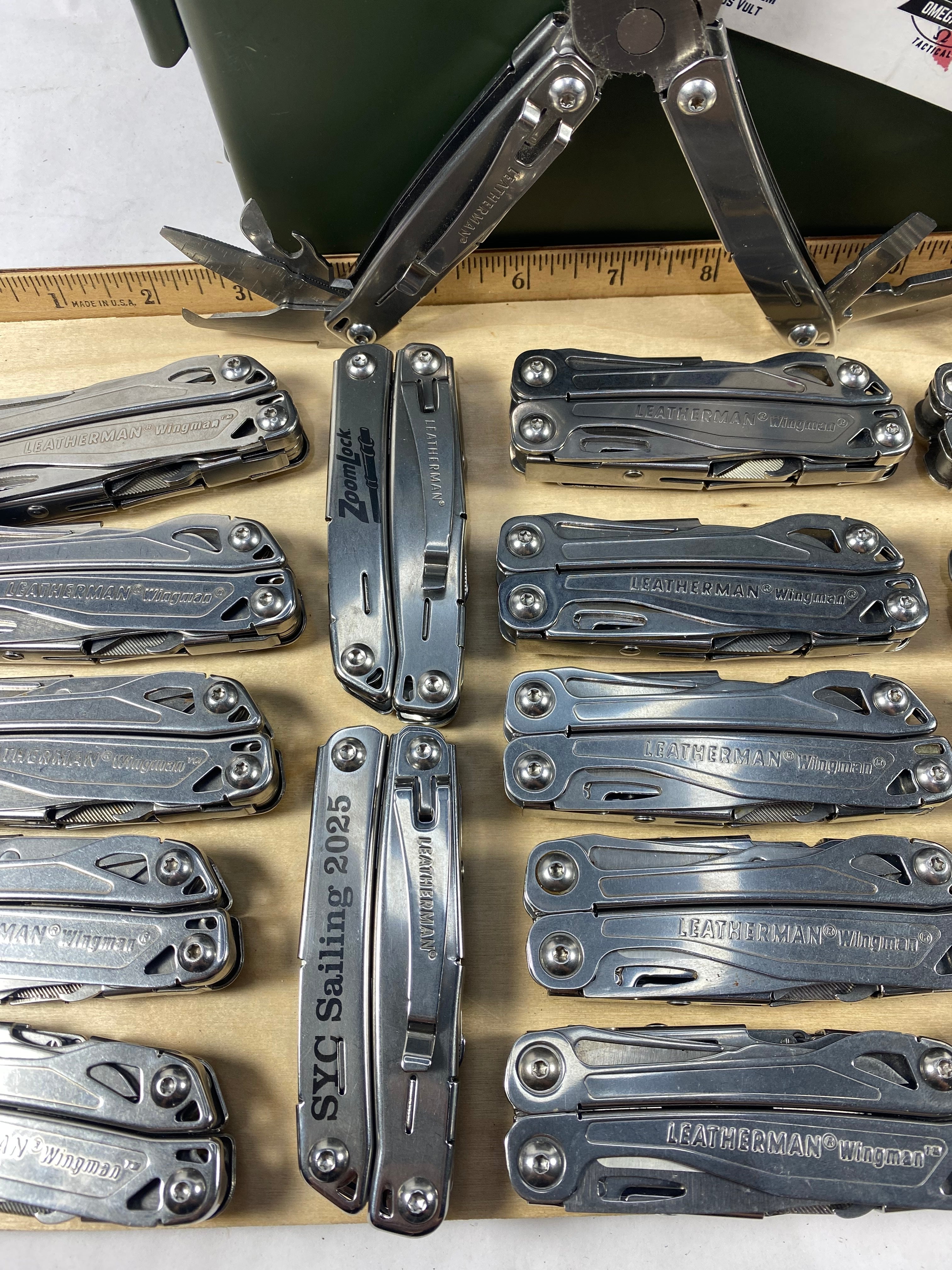 Leatherman Wingman. Light usage. (multi-qty.) (MSRP $49.95 NEW)