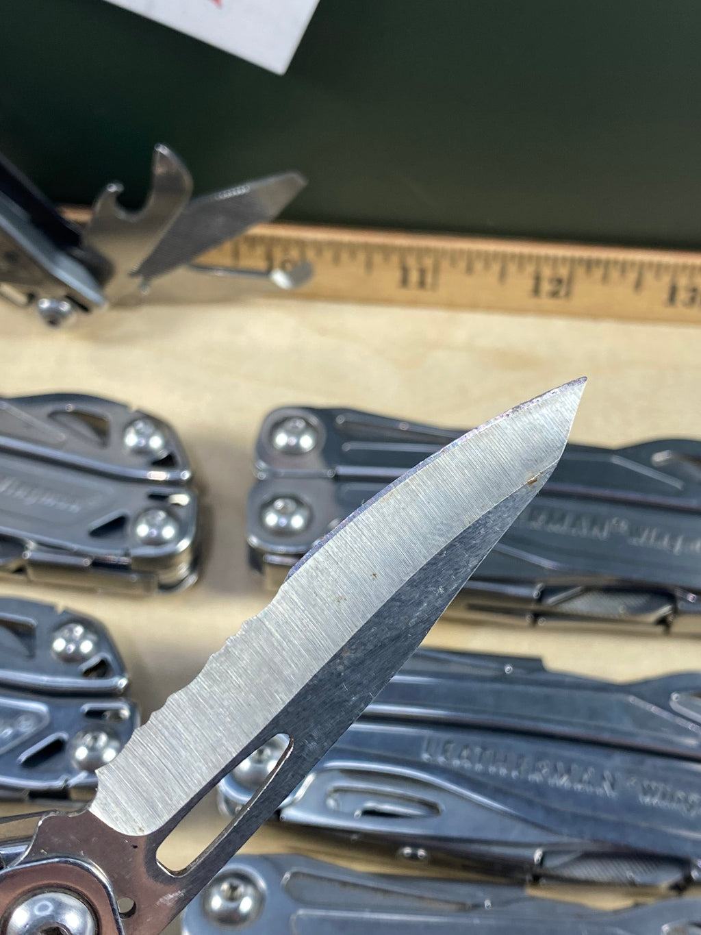 Leatherman Wingman. Light usage. (multi-qty.) (MSRP $49.95 NEW)