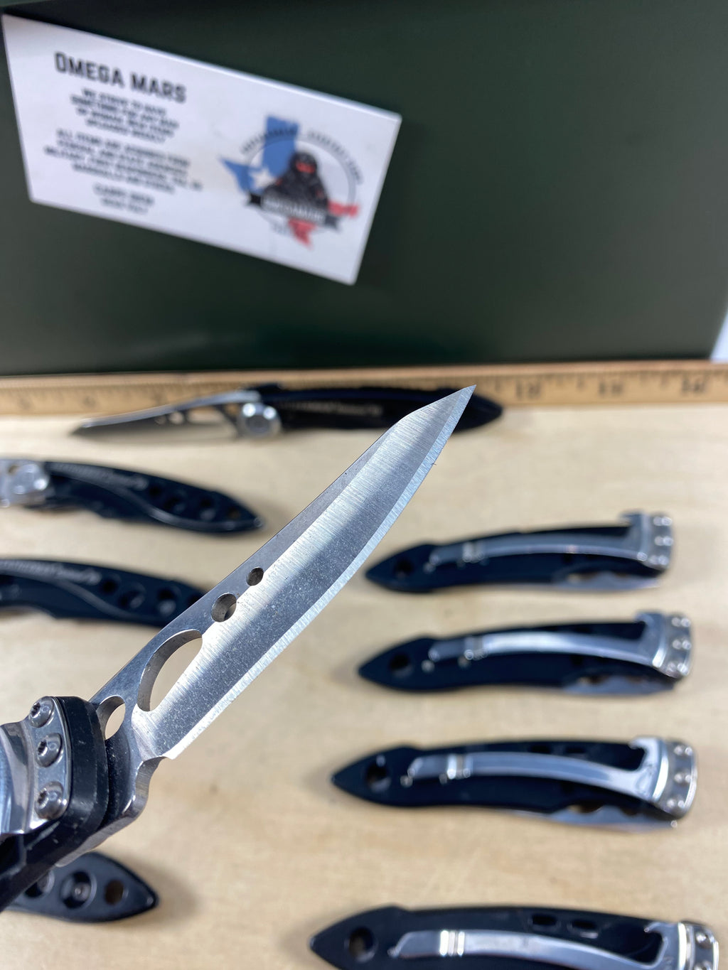Leatherman Skeletool KB. Light usage. (multi-qty.) (MSRP $ 39.95 NEW)
