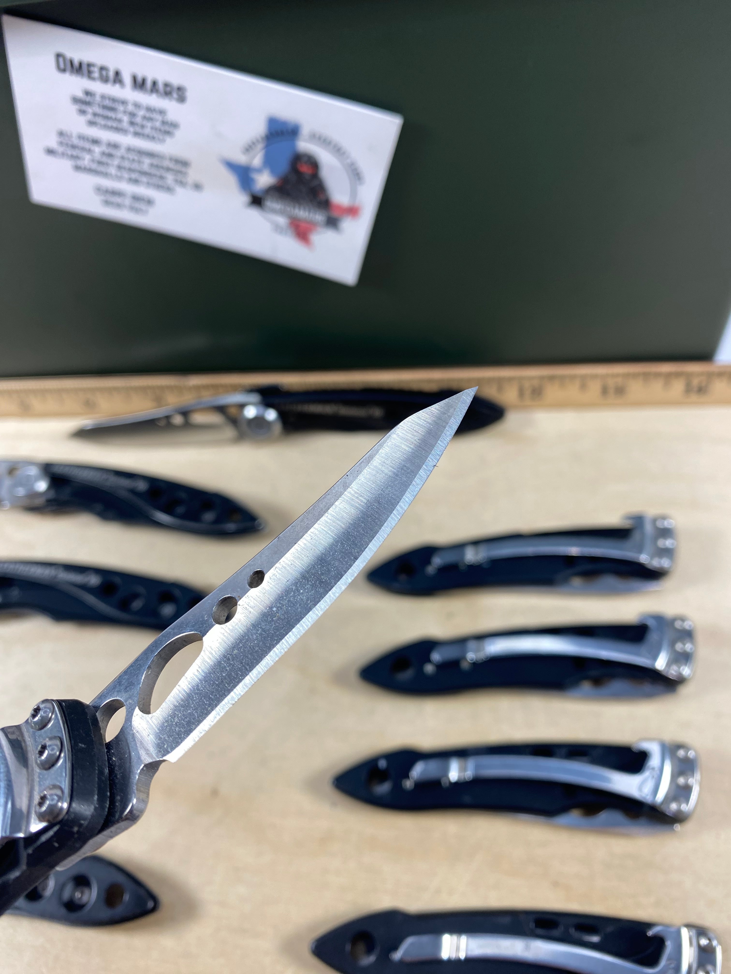 Leatherman Skeletool KB. Light usage. (multi-qty.) (MSRP $ 39.95 NEW)