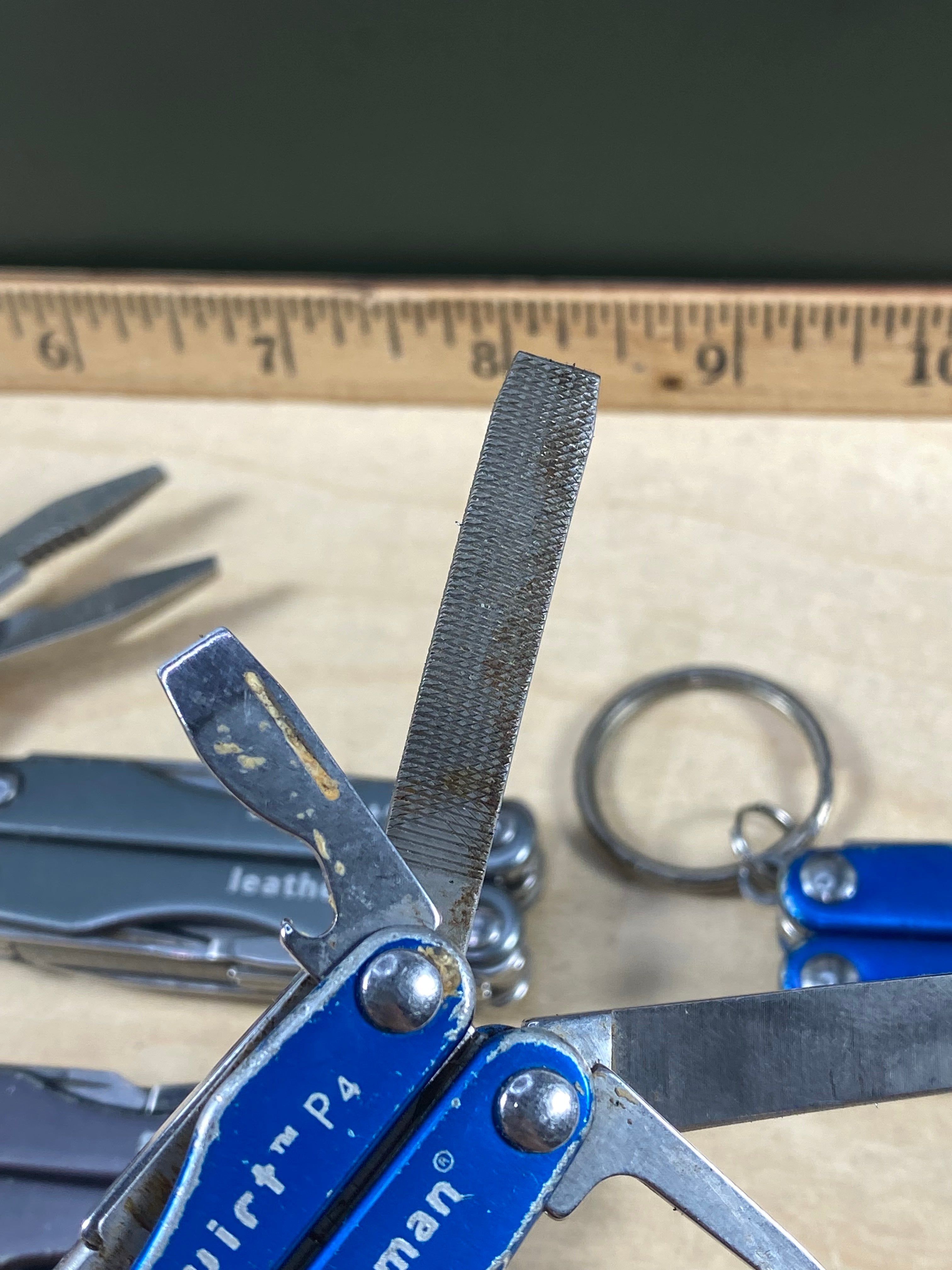 Leatherman Squirt P4. Light usage. Retired. (multi.qty.)