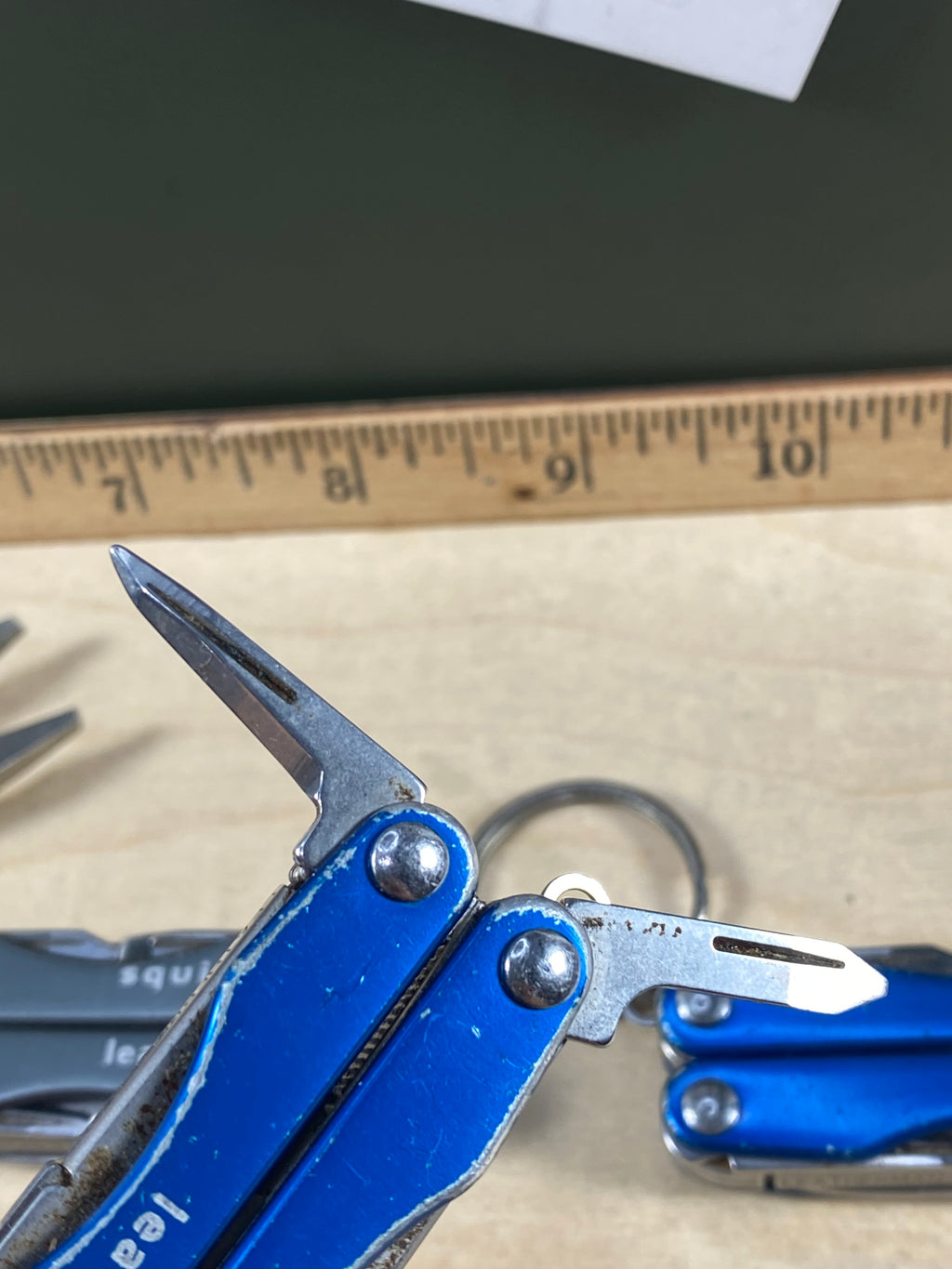 Leatherman Squirt P4. Light usage. Retired. (multi.qty.)