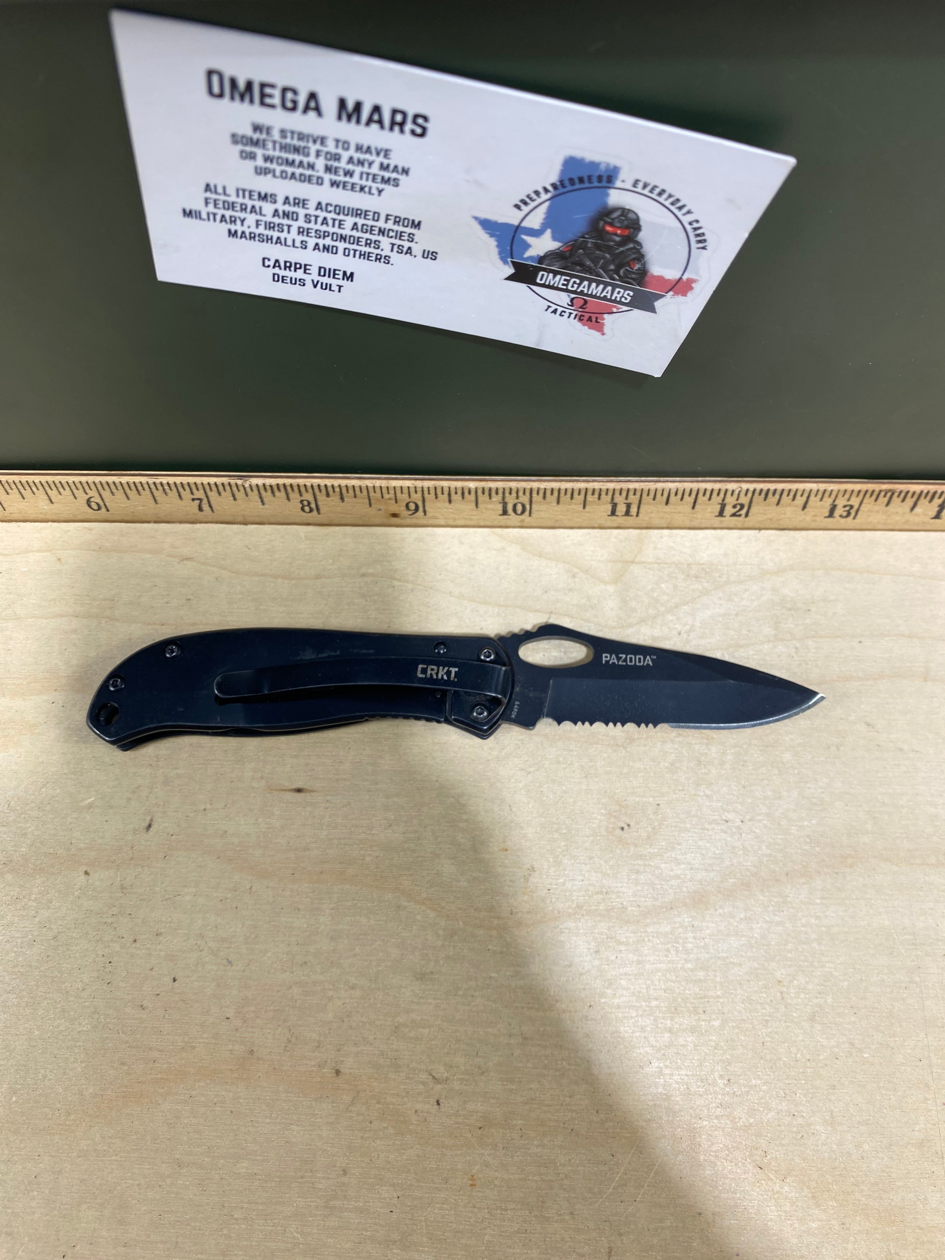 CRKT 6490K Pazoda #6. Light usage