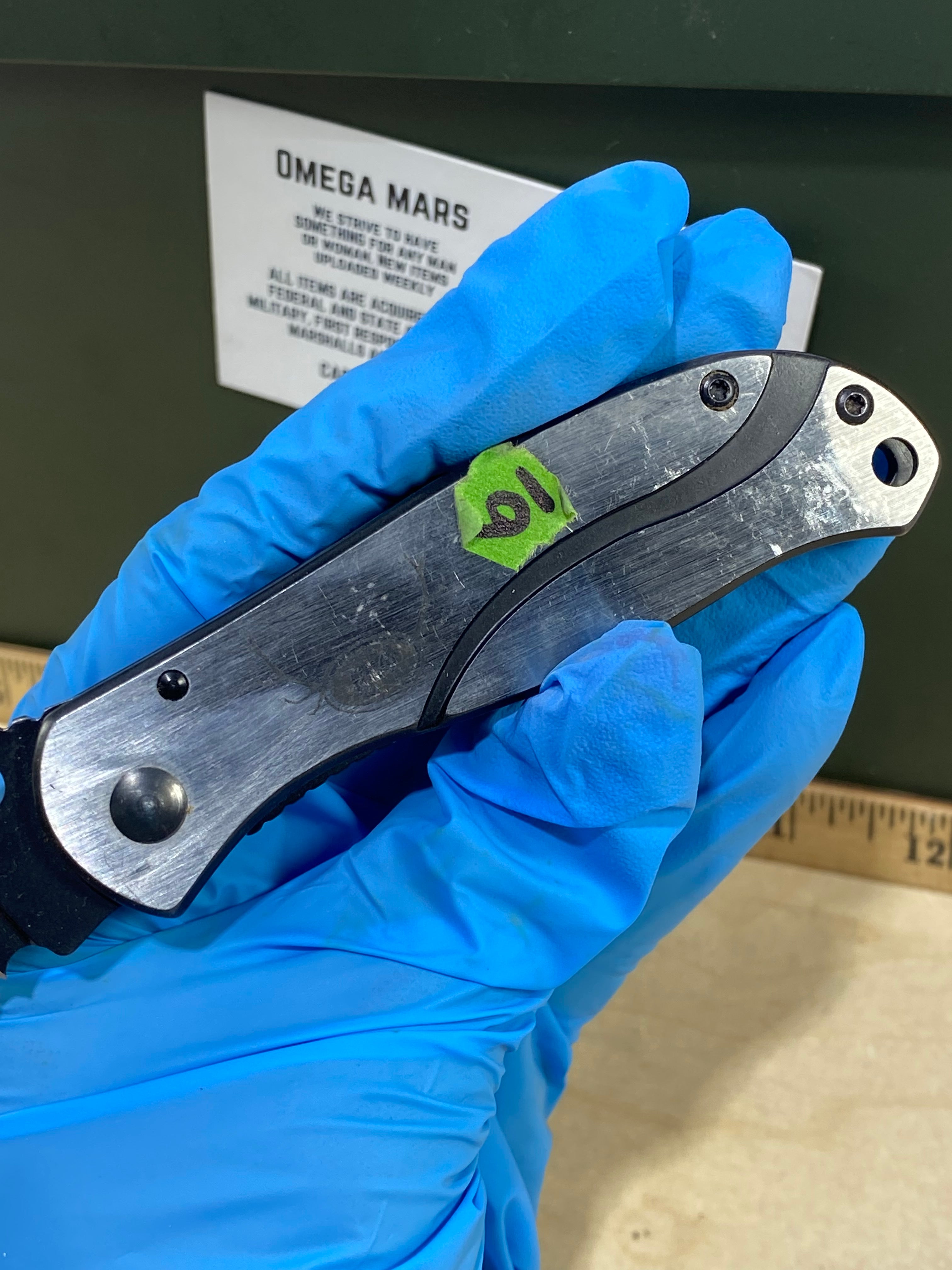 CRKT 6490K Pazoda #6. Light usage
