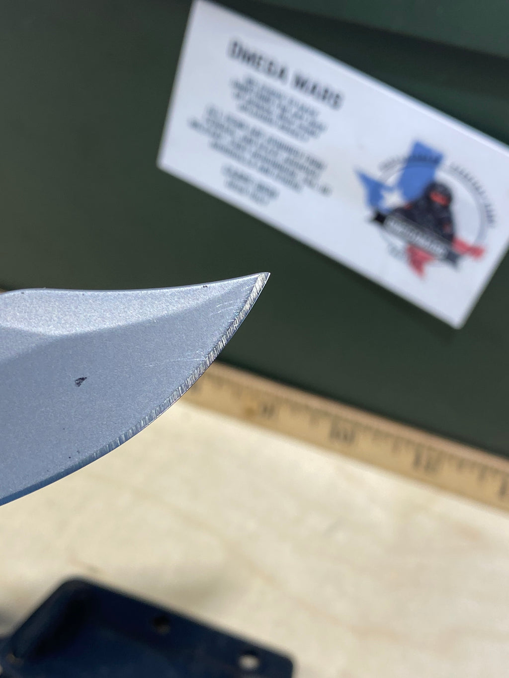 CRKT 2387 Minimalist Bowie #9. Light usage