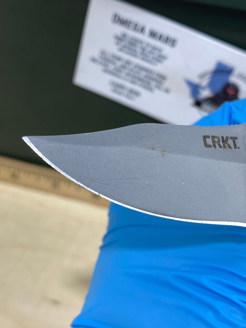 CRKT 2387 Minimalist Bowie #11. Light usage