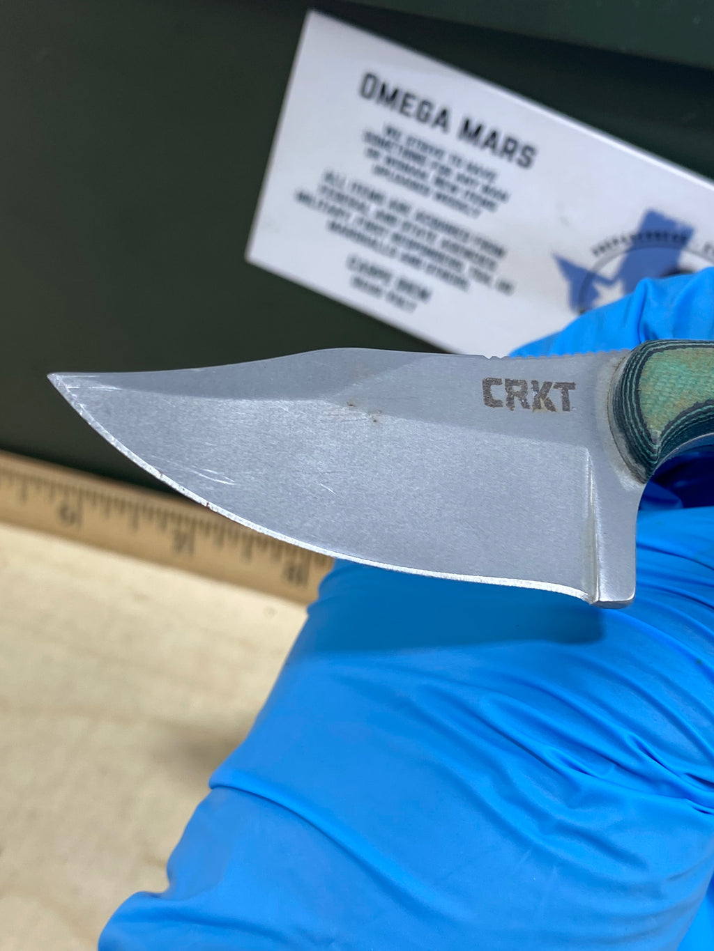 CRKT 2387 Minimalist Bowie #11. Light usage