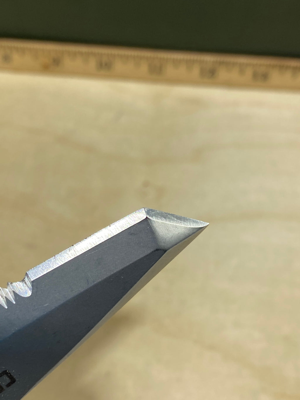 CRKT 5510 Kiss #69. Light usage.