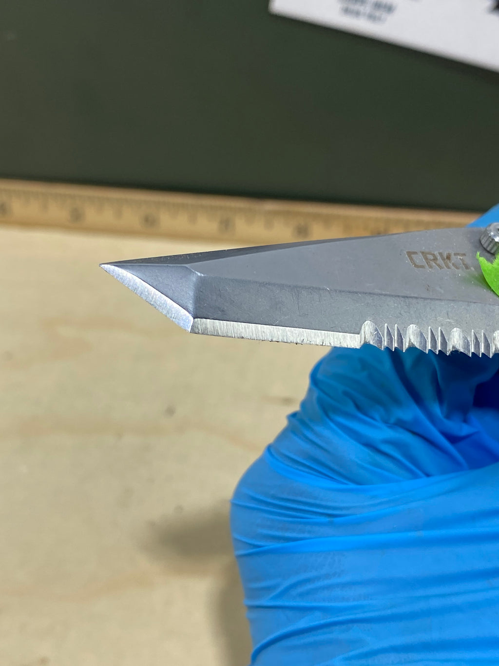 CRKT 5510 Kiss #69. Light usage.