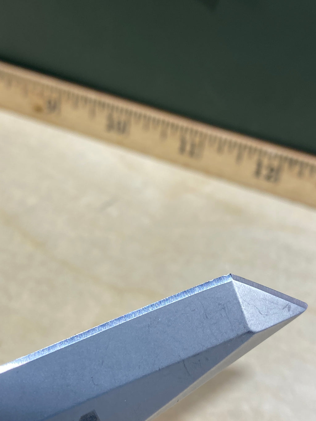 CRKT 5500 Kiss #73. Light usage