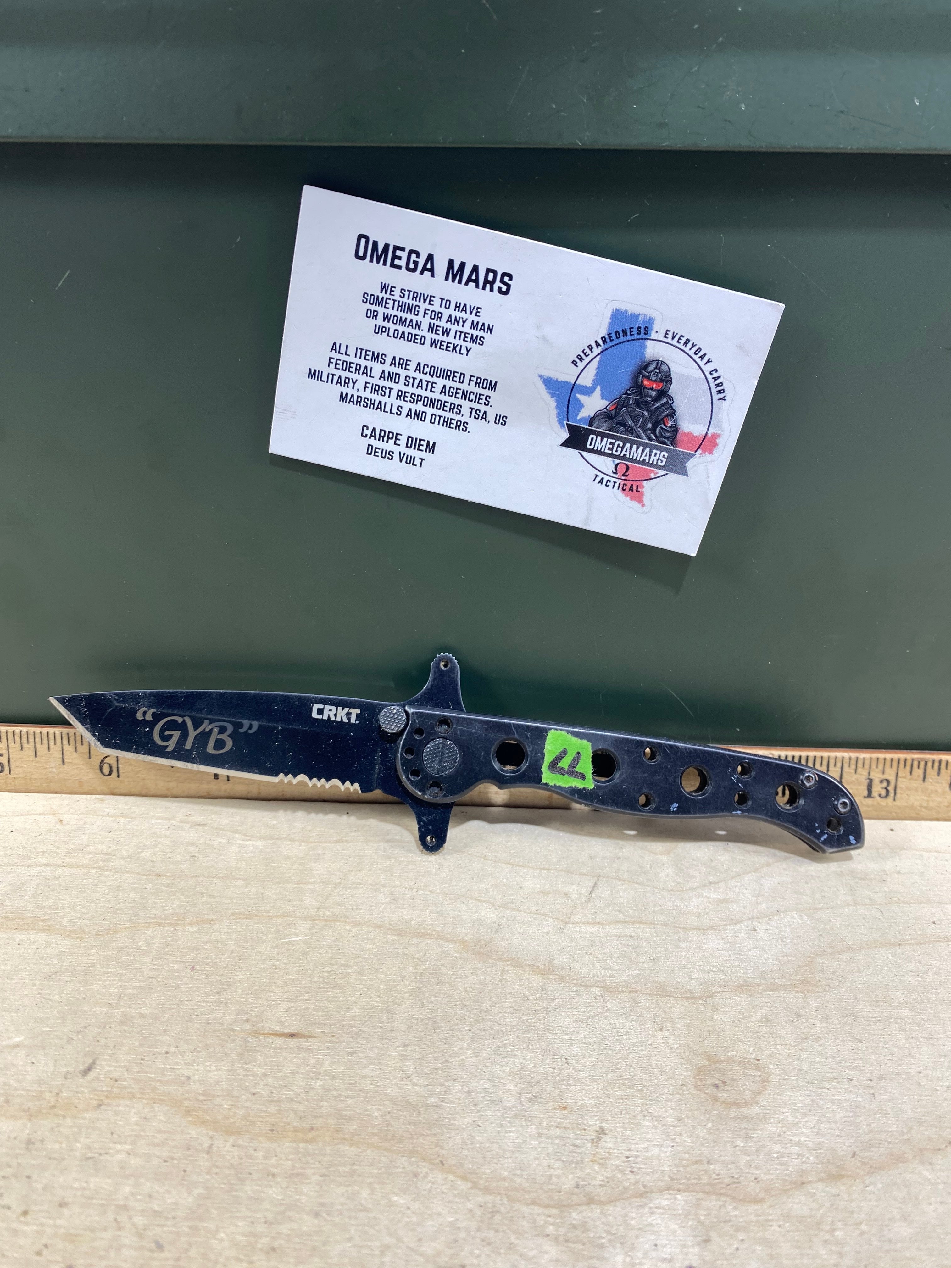 CRKT M16-10KSF #77. Light usage