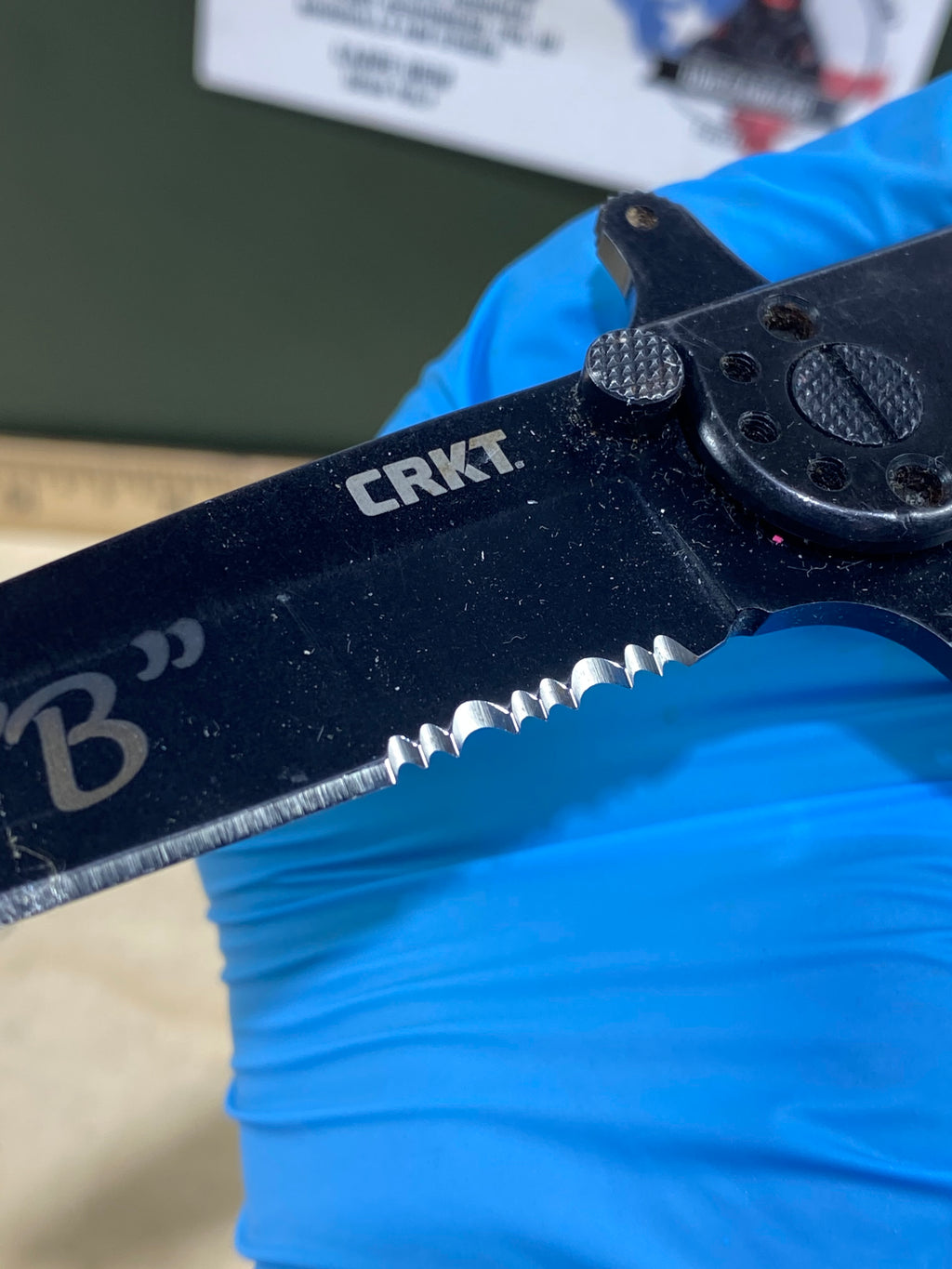 CRKT M16-10KSF #77. Light usage