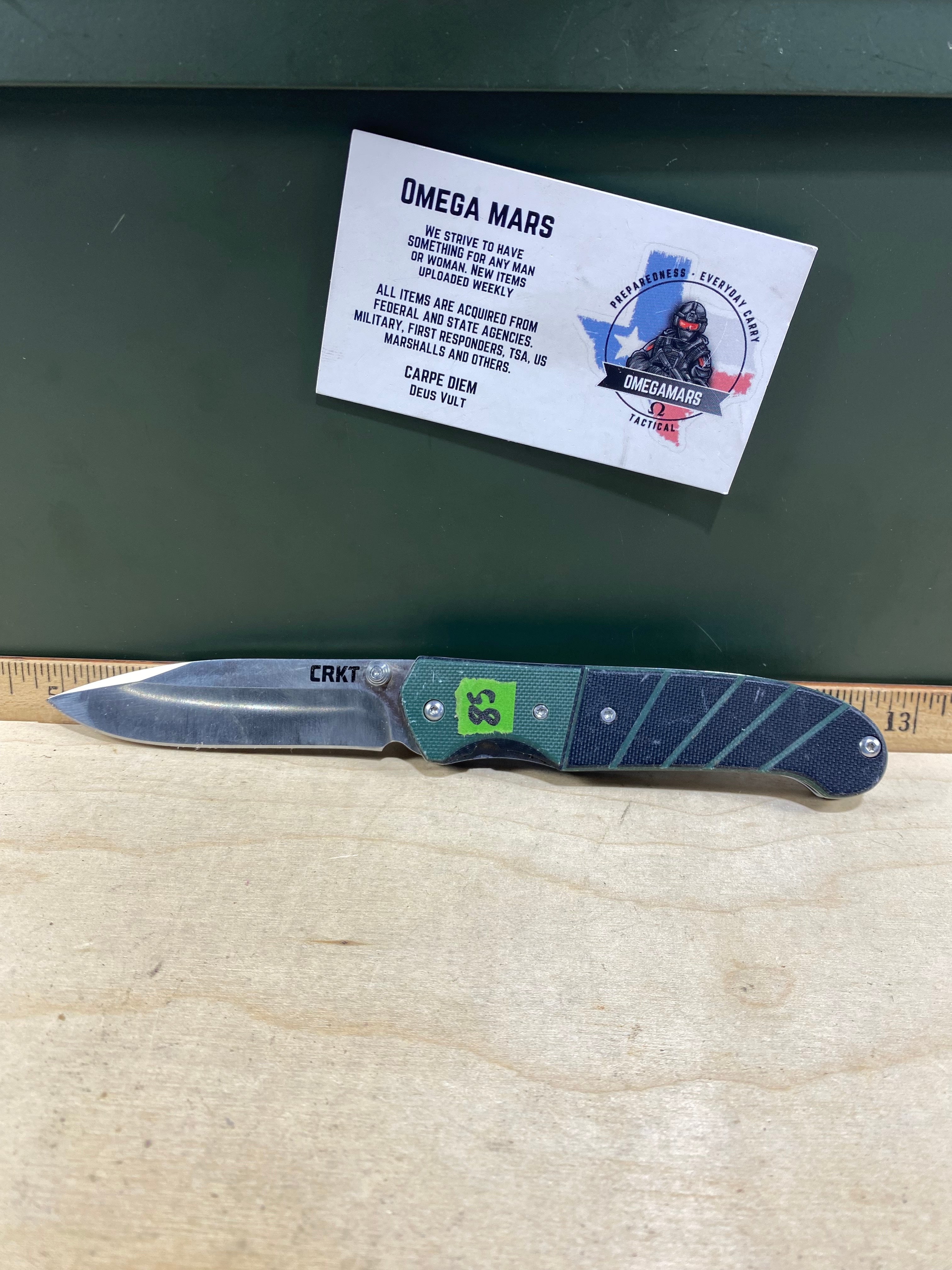 CRKT 6850 Ignitor #85. Light usage. Resharpened