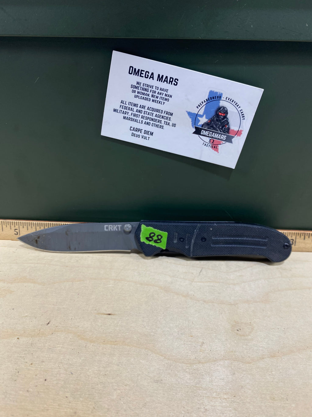 CRKT 6860 Ignitor #88. Light usage. Dirty