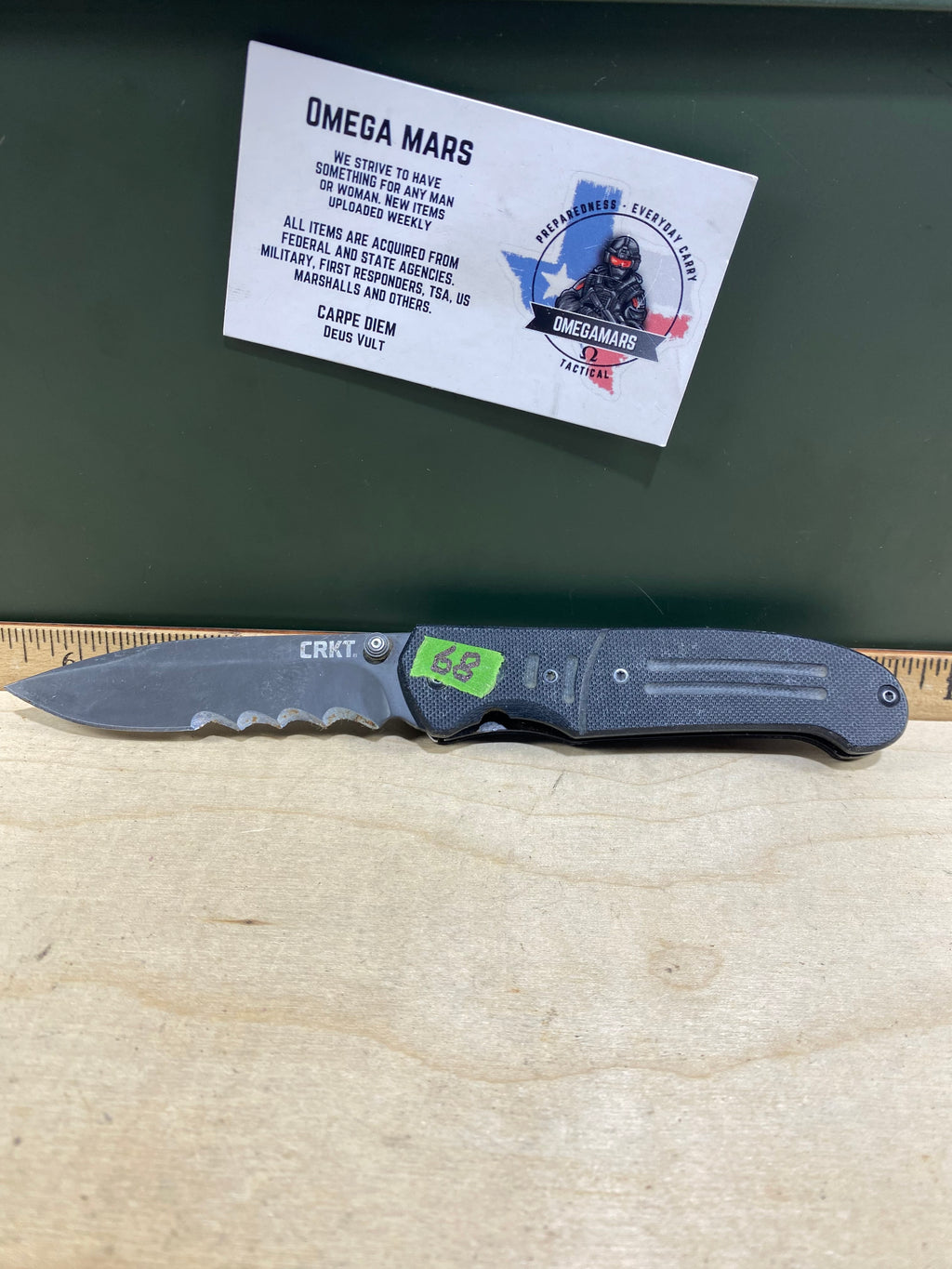CRKT 6865 Ignitor #89. Light usage. Dirty