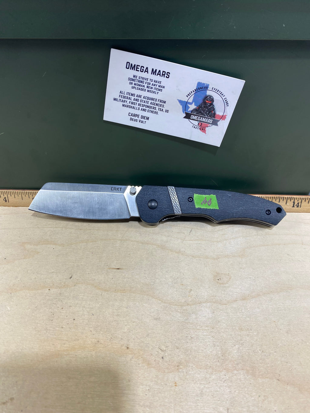 CRKT 7271 Booth #94. Light usage