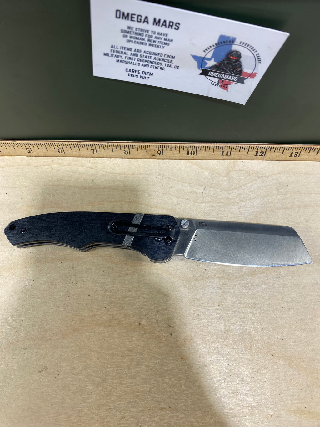 CRKT 7271 Booth #94. Light usage