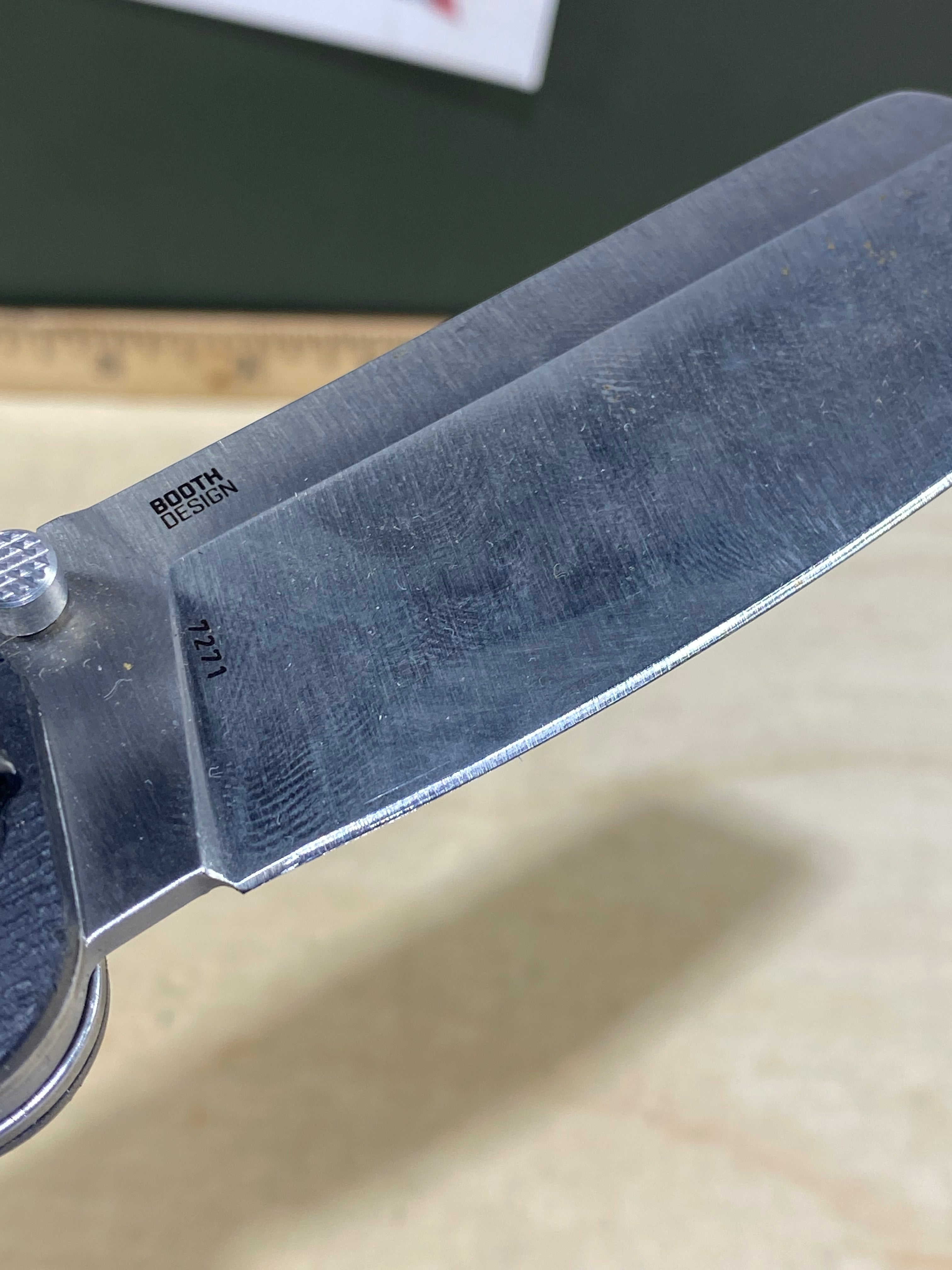 CRKT 7271 Booth #94. Light usage