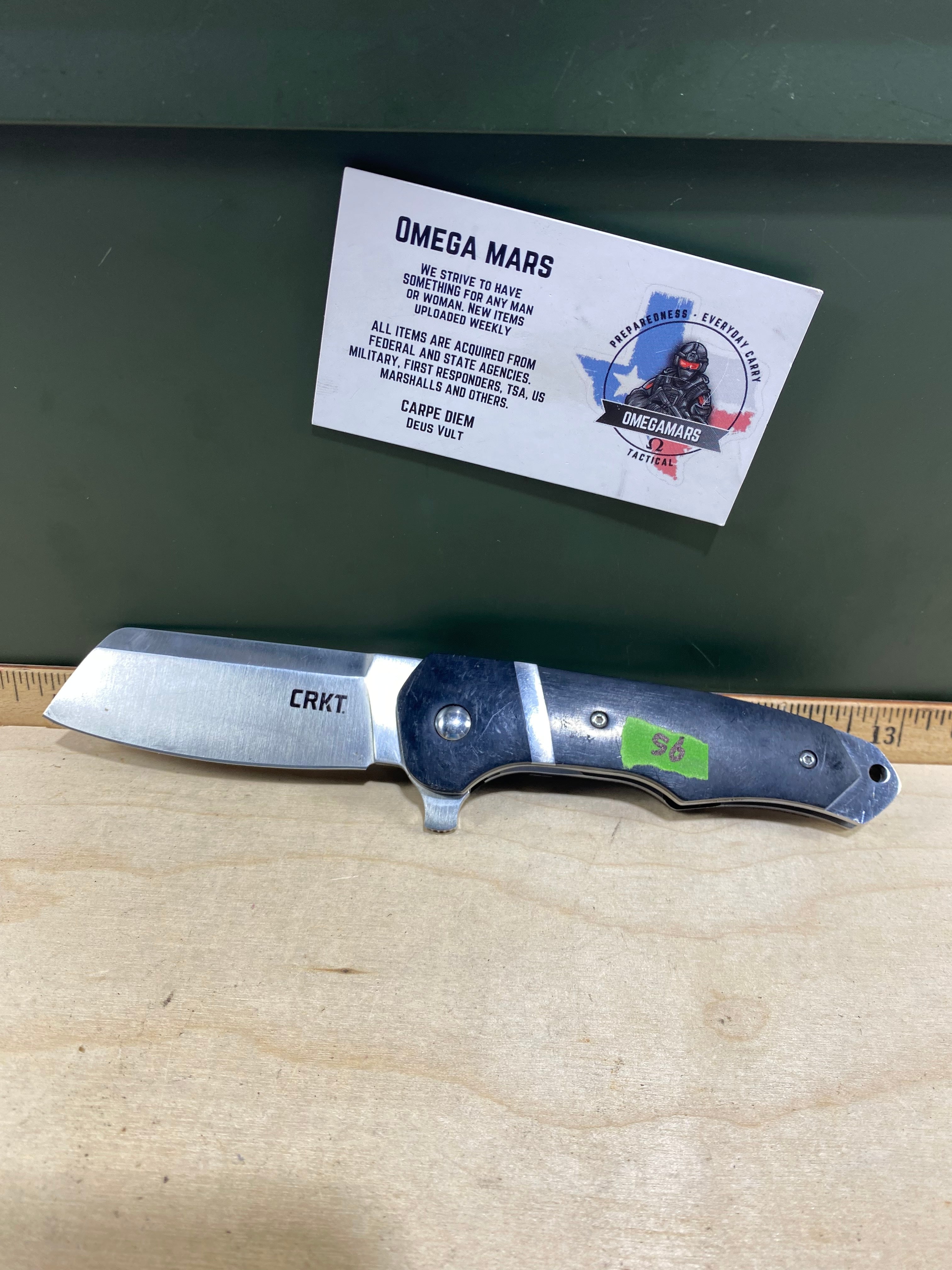 CRKT 7270 Ripsnort #95. Light usage.
