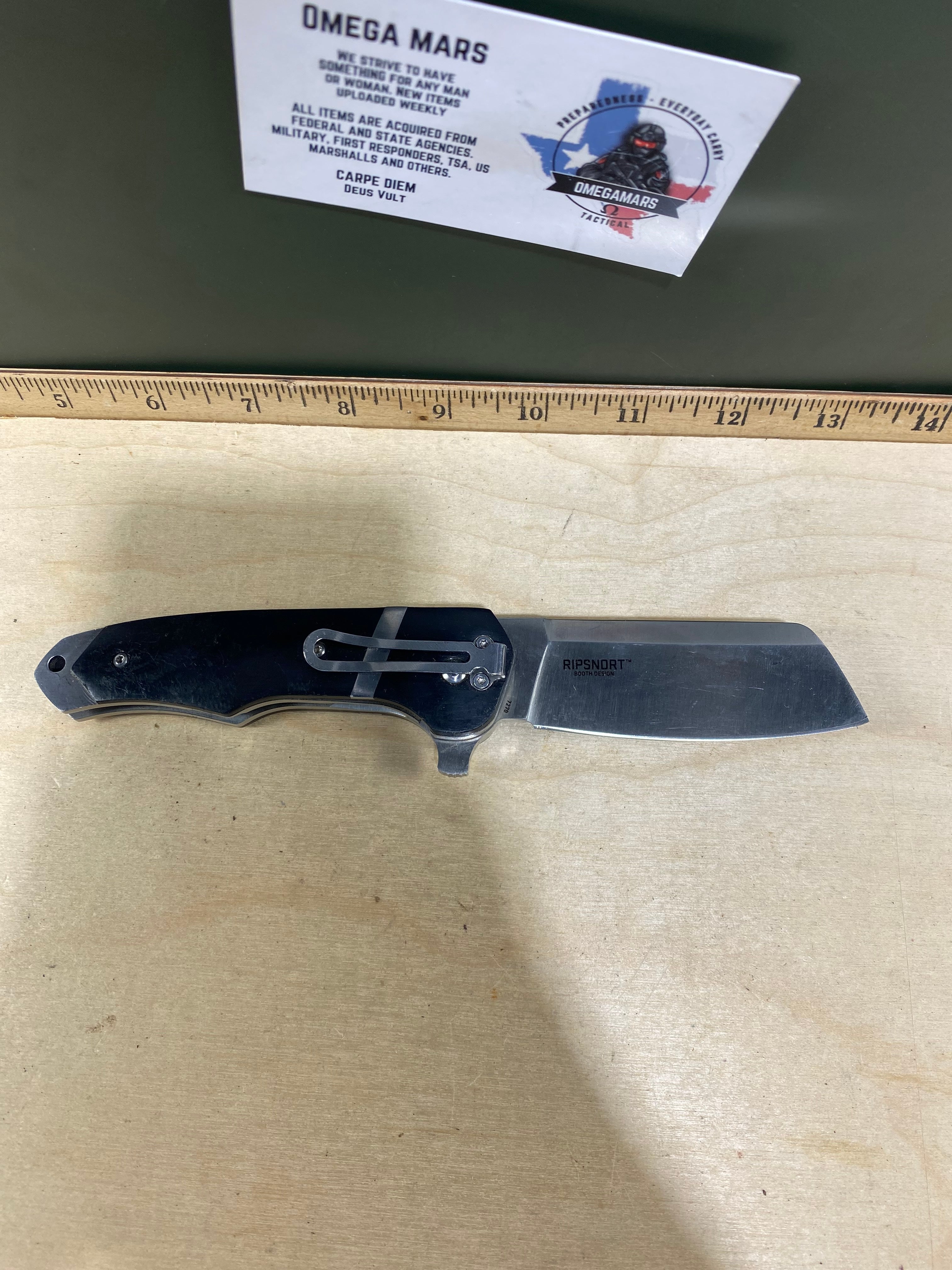 CRKT 7270 Ripsnort #95. Light usage.