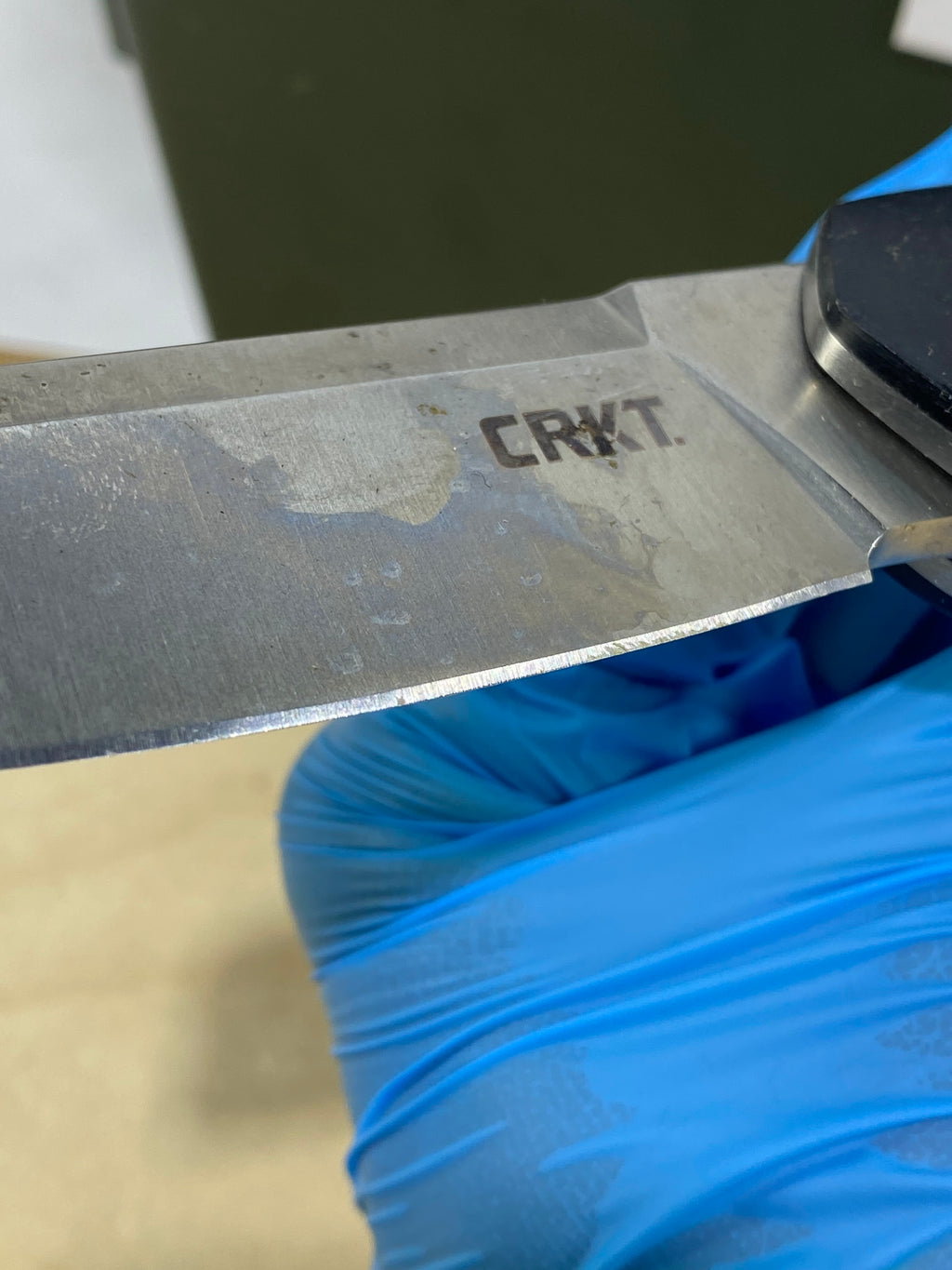 CRKT 7270 Ripsnort #98. Light usage
