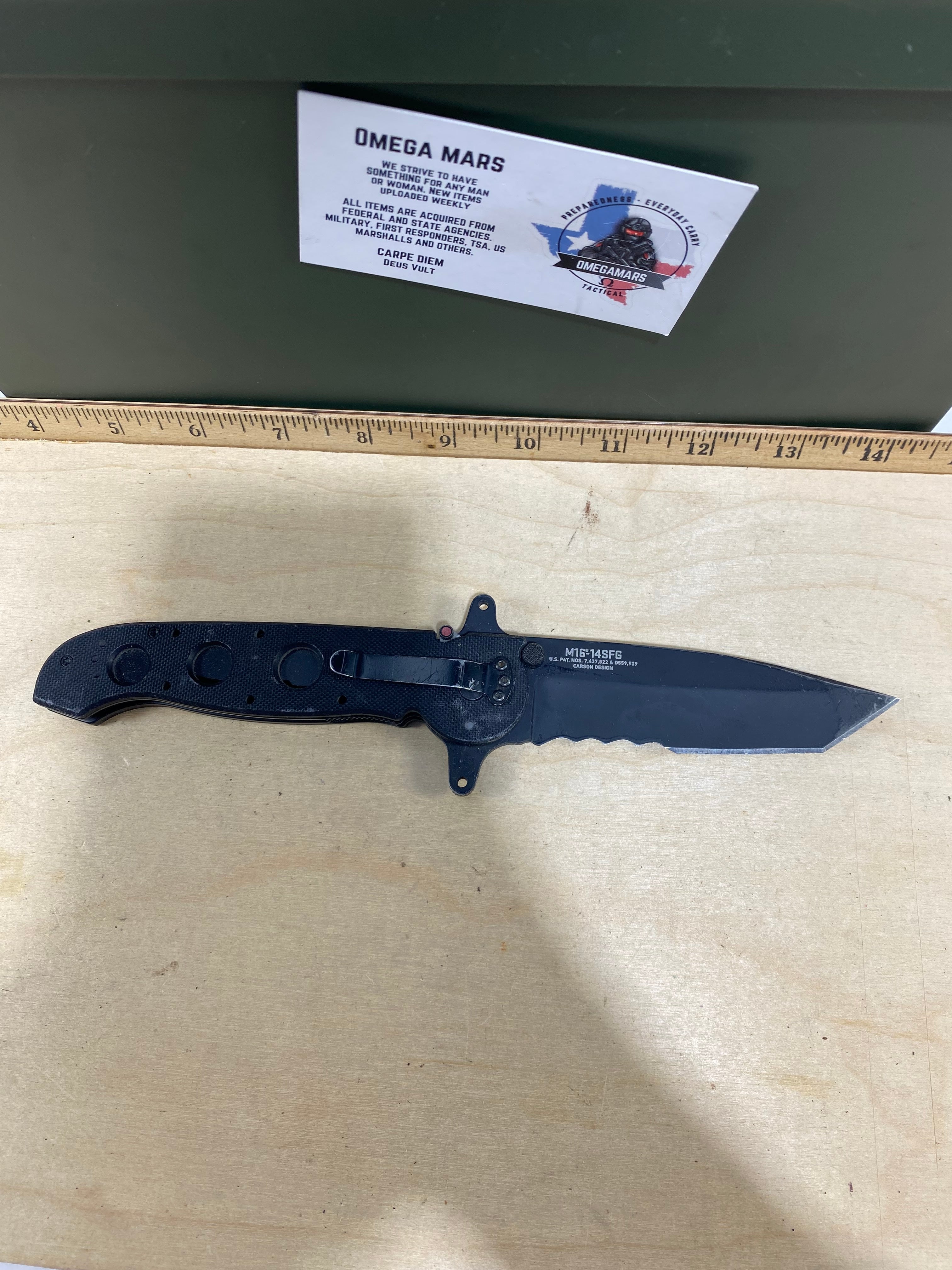 CRKT M16-14SFG #101. Light usage