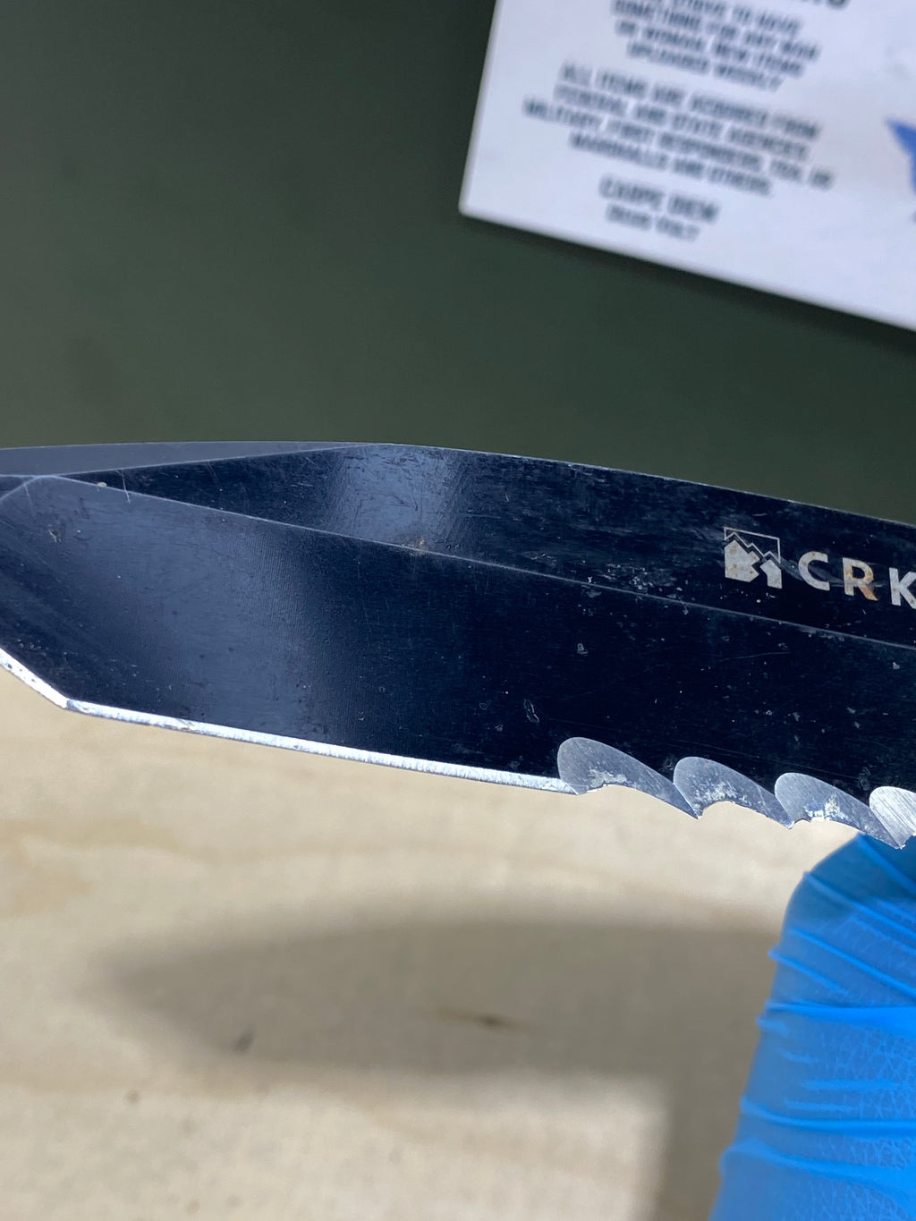 CRKT M16-14SFG #109. Light usage