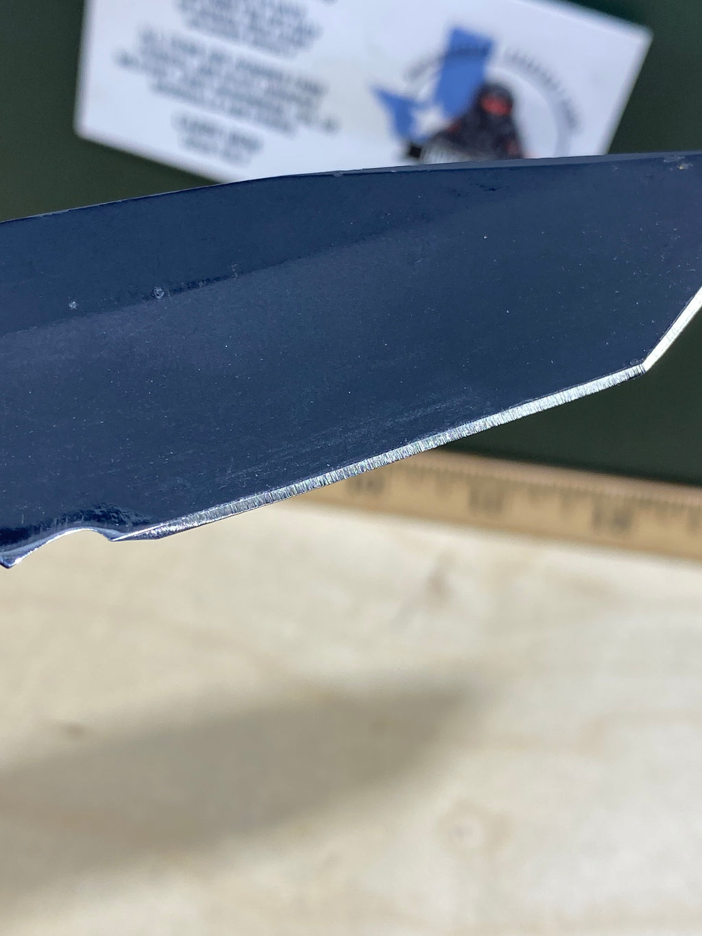 CRKT M16-14SFG #110. Light usage