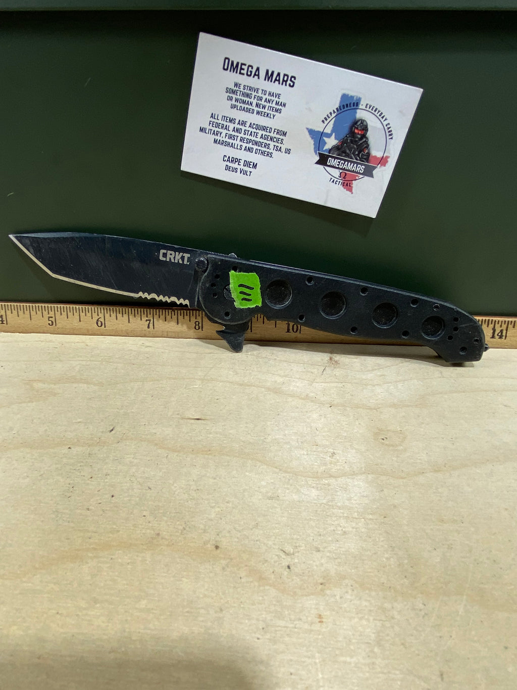 CRKT M16-14ZLEK #111. Light usage