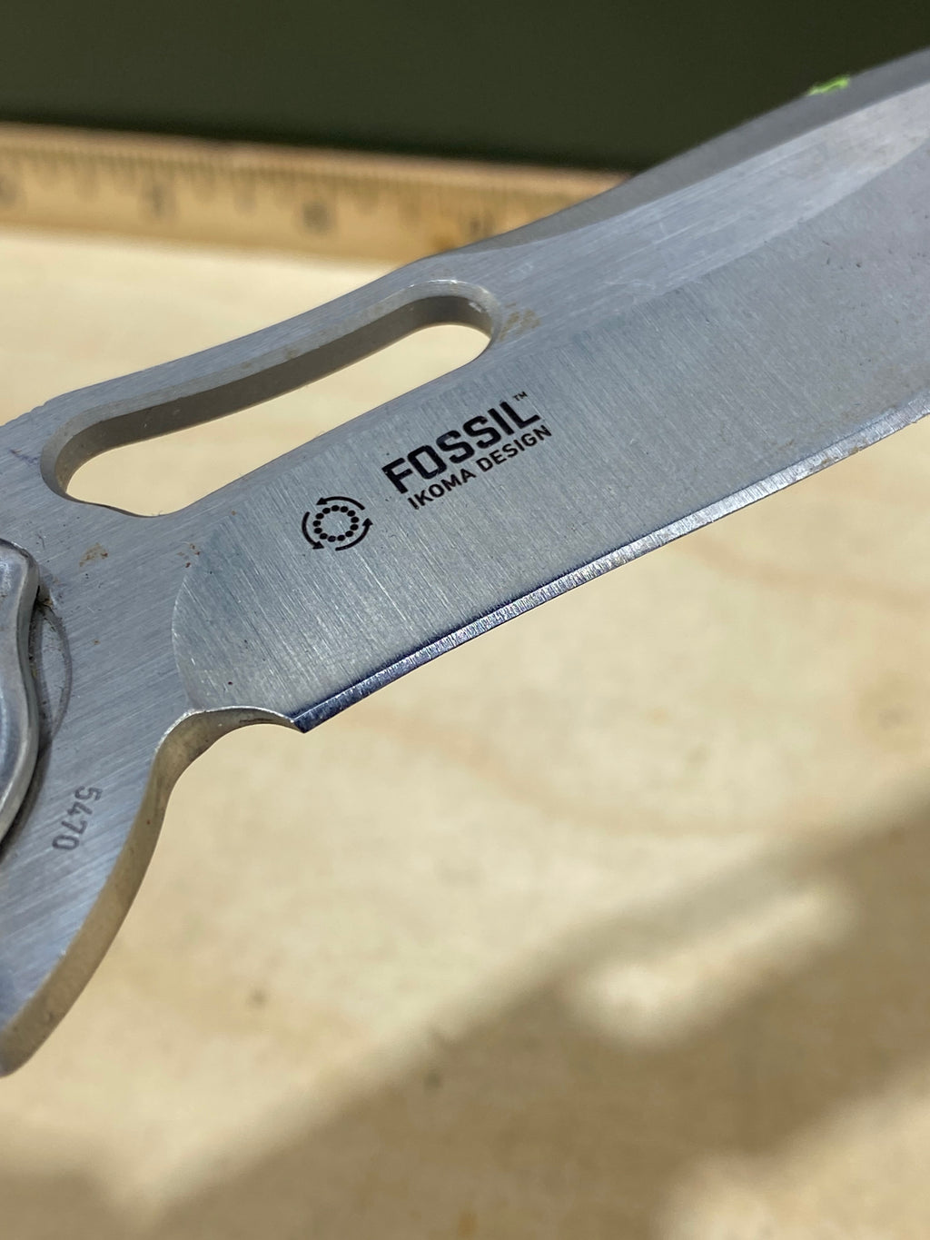 CRKT 5470 Fosil #122. Light usage