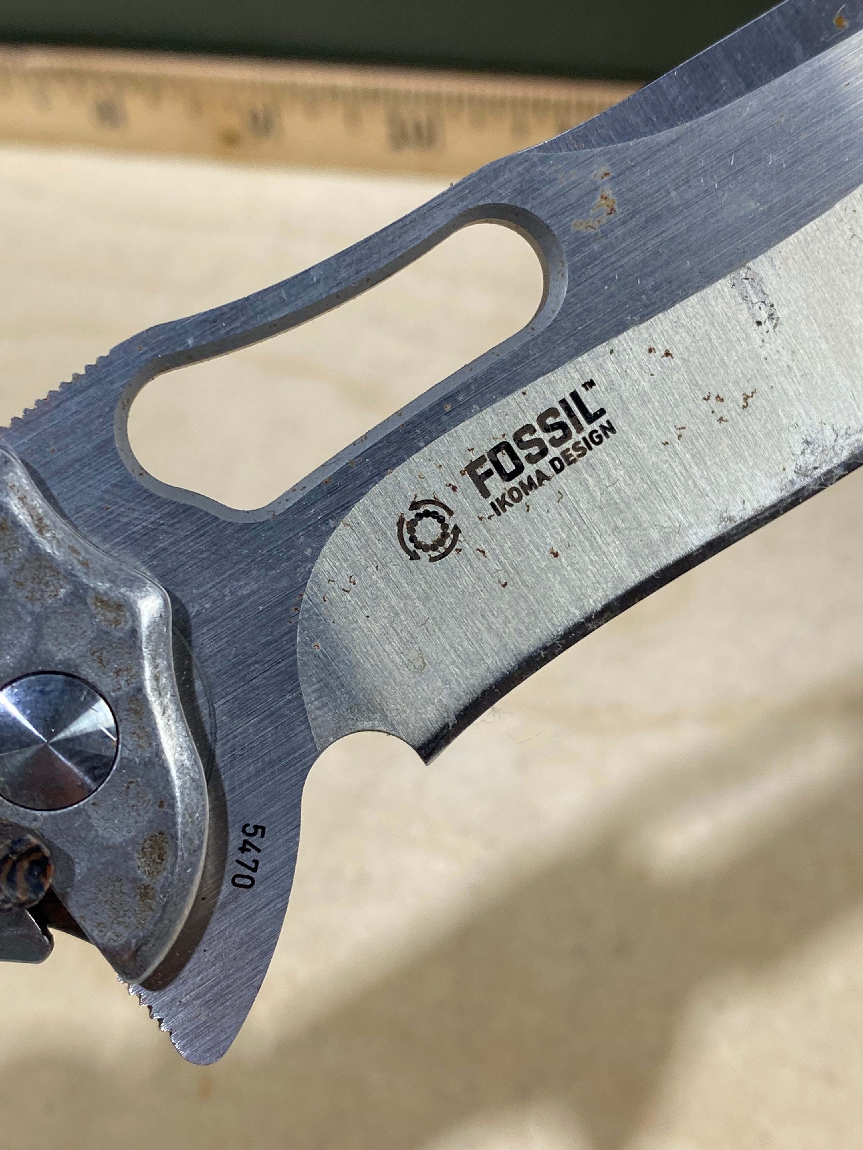 CRKT 5470 Fosil #123. Light usage. Dirty