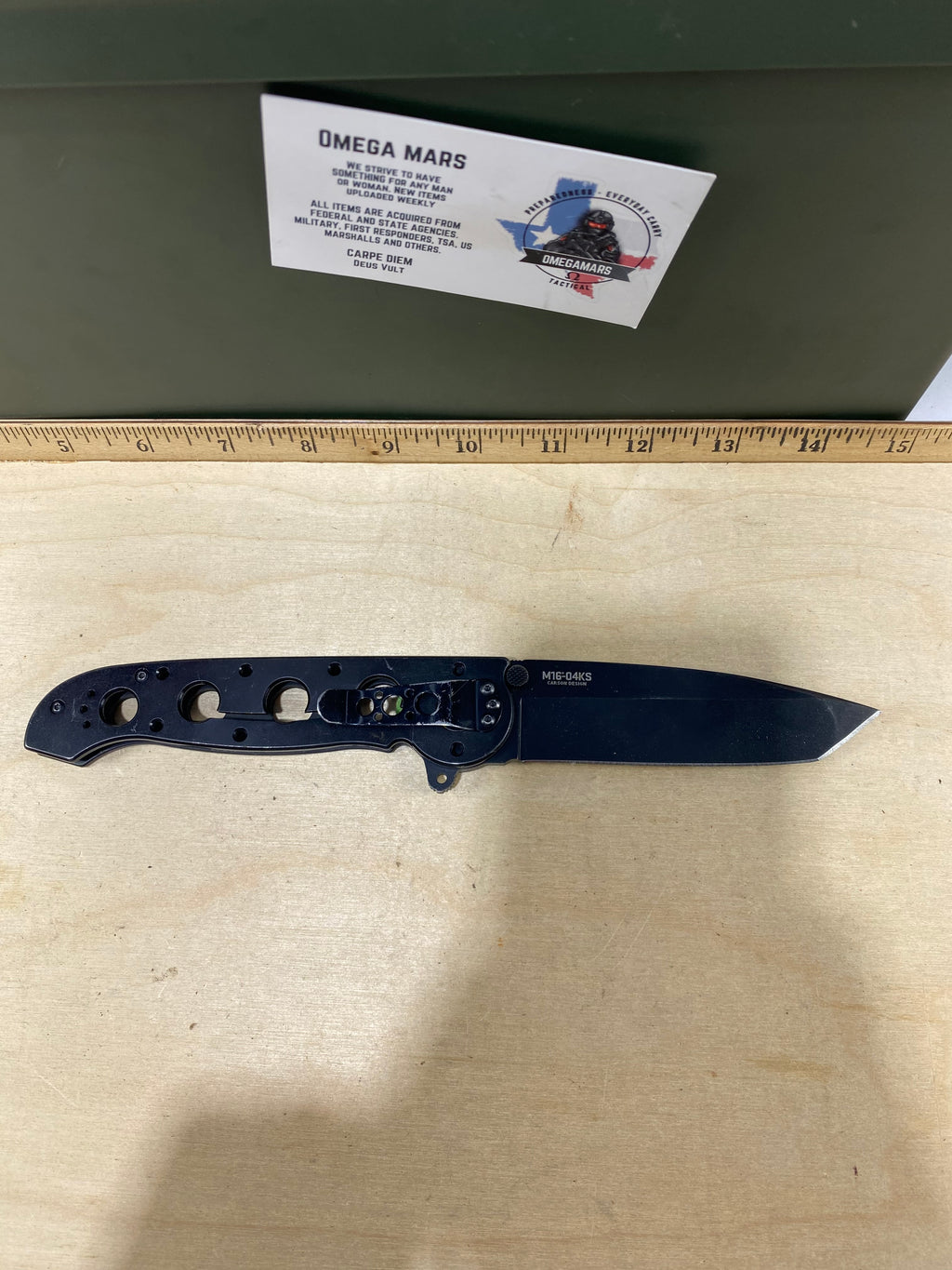 CRKT M16-04KS #131. Light usage