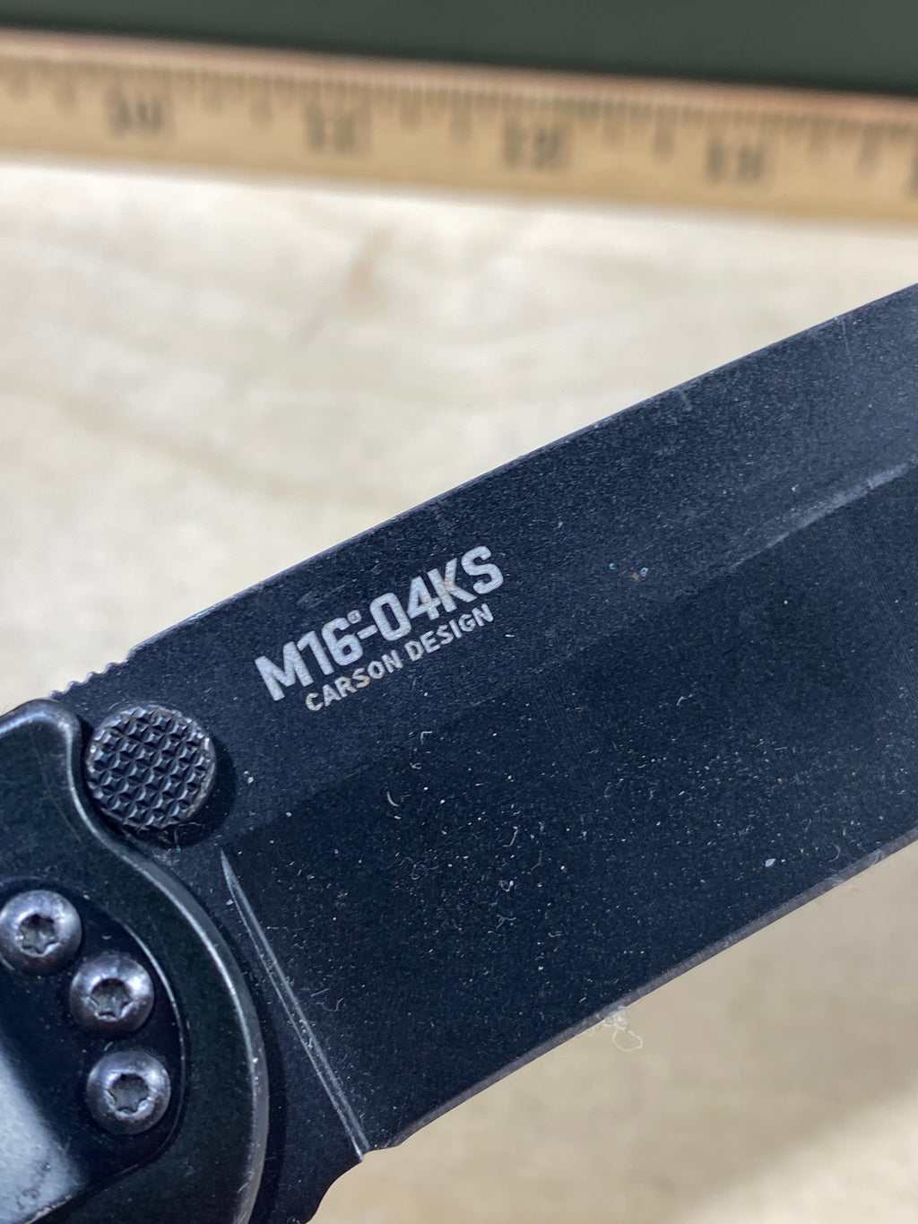 CRKT M16-04KS #131. Light usage