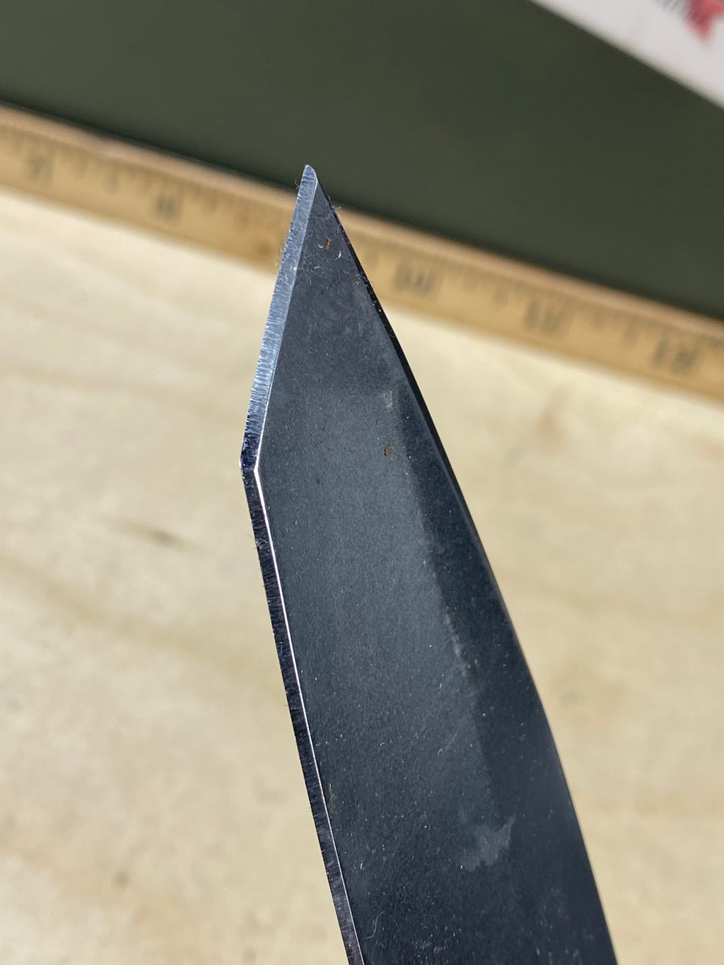 CRKT M16-04KS #133. Light usage