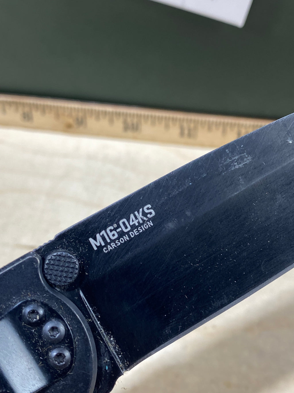 CRKT M16-04KS #135. Light usage