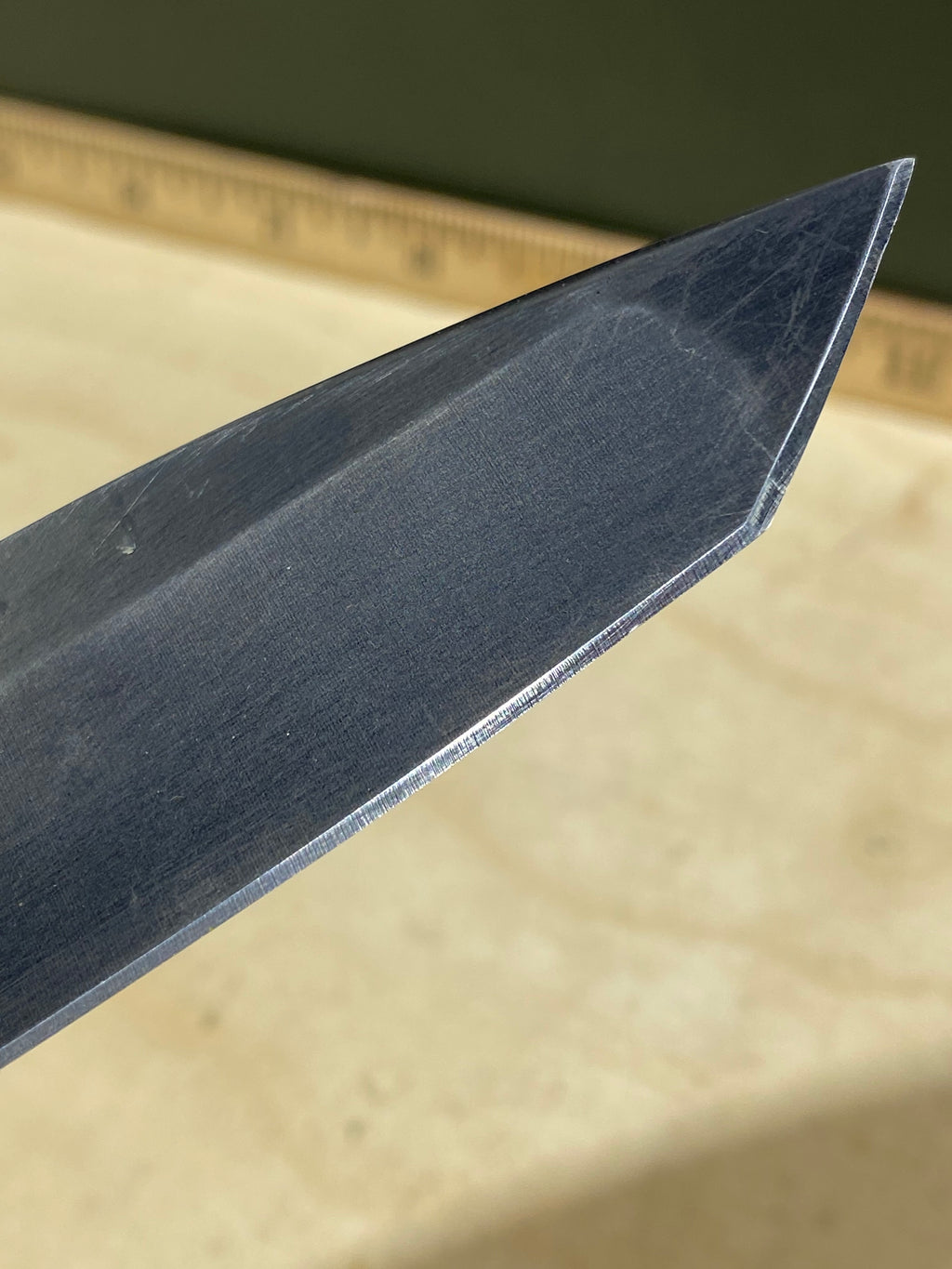 CRKT M16-04KS #135. Light usage