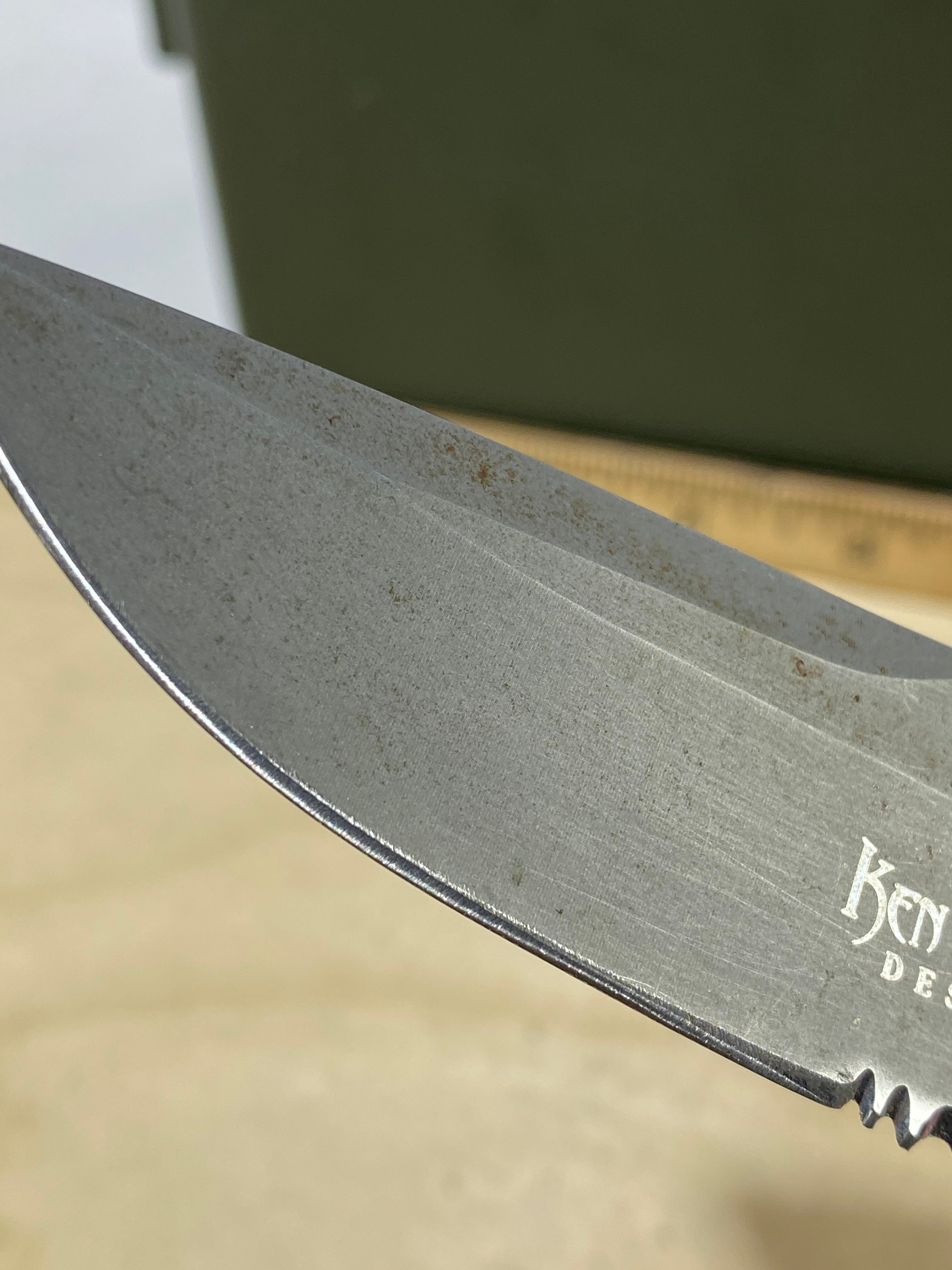 CRKT K480KKS #139. Light usage. Dirty.