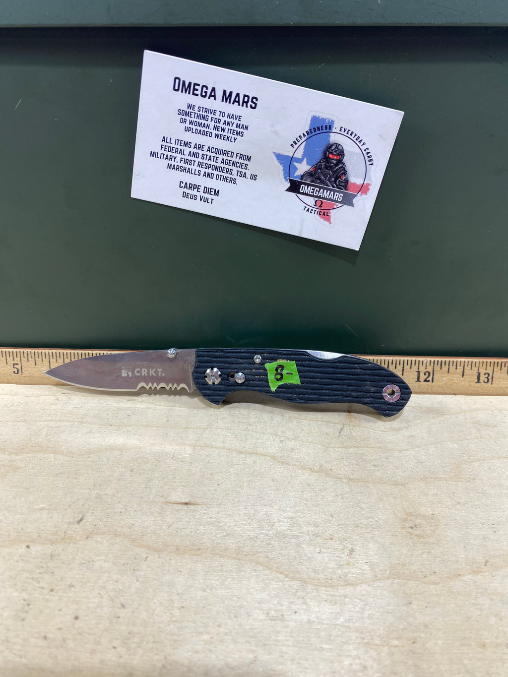 CRKT 7254Z Lake lll #-8. Light usage