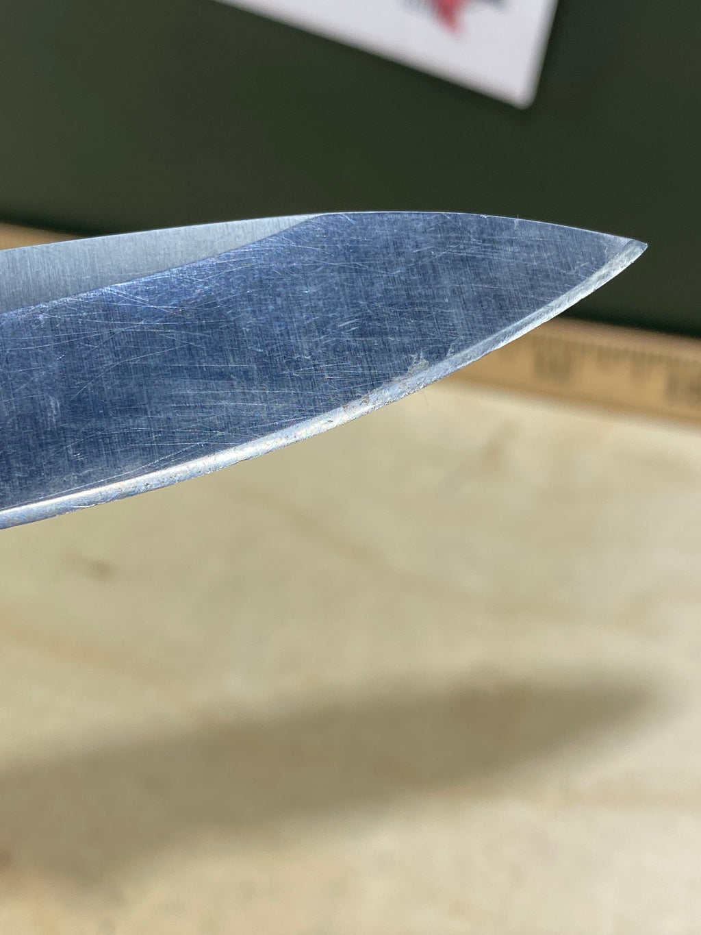 CRKT 7255Z Lake lll #-10. Light usage. Chip on blade. Resharpened. Discontinued.