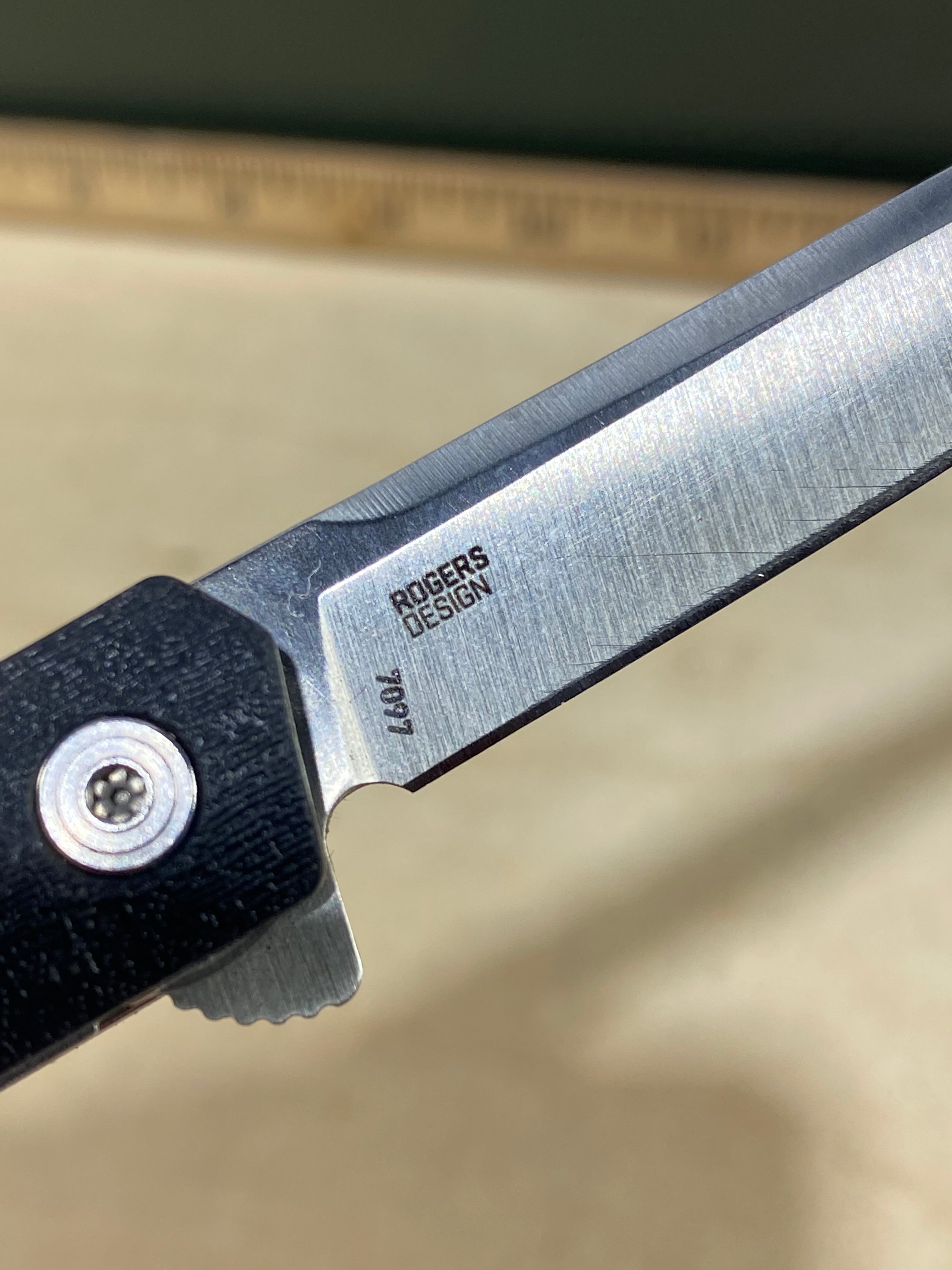 CRKT 7097 Rogers #-12. Light usage. Resharpened..