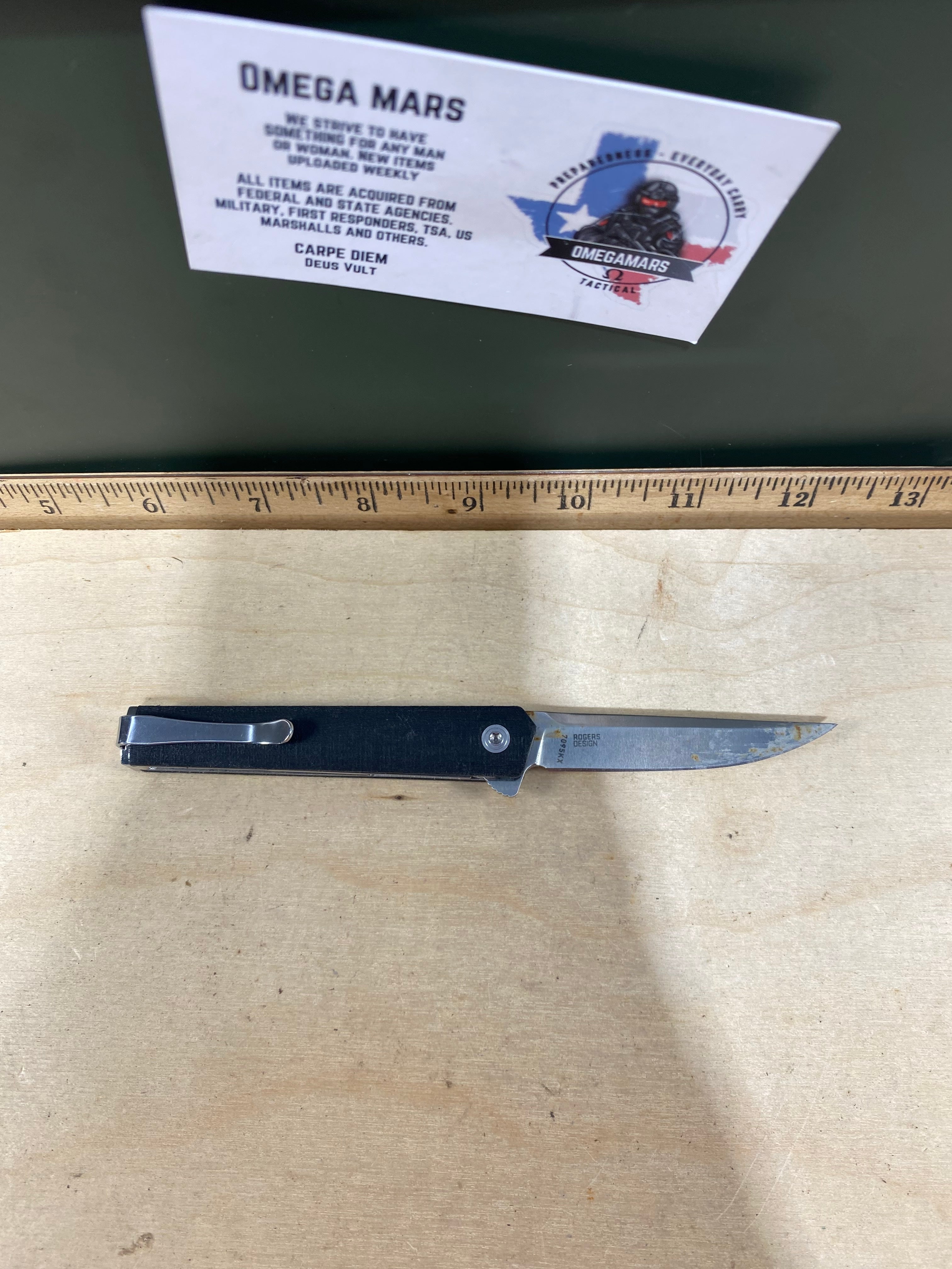 CRKT 7095KX #-14. Light usage. Dirty.