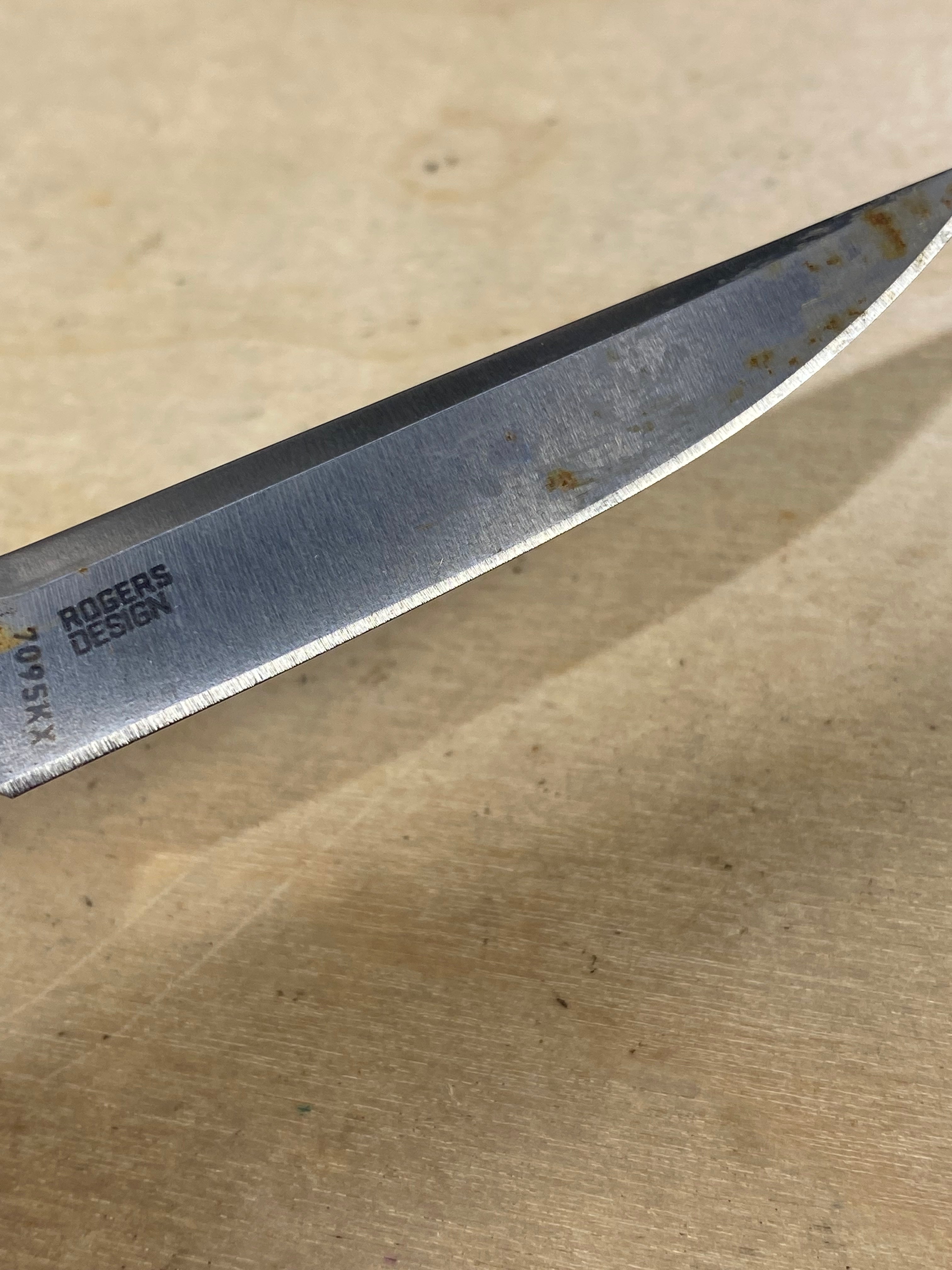 CRKT 7095KX #-14. Light usage. Dirty.