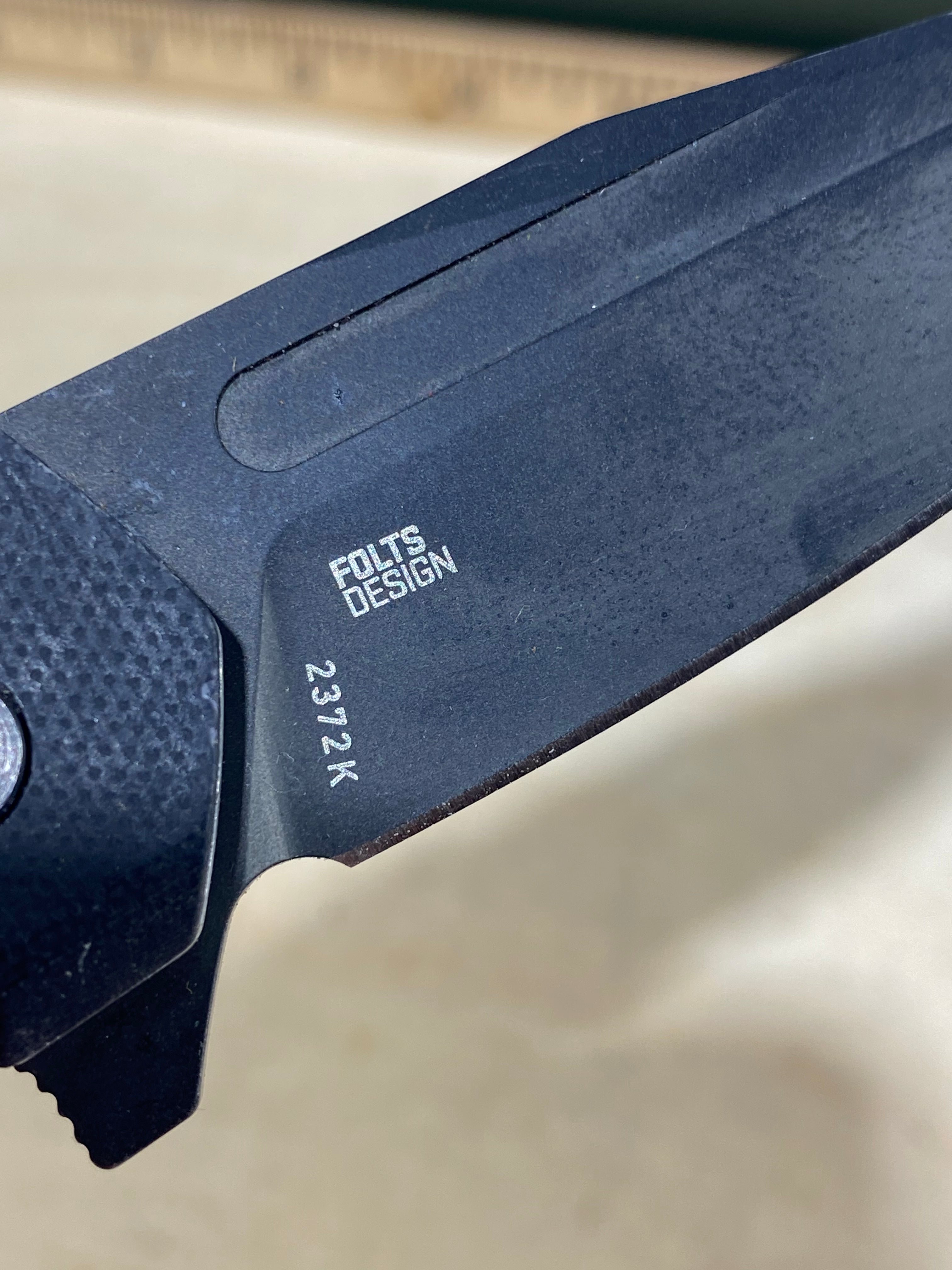 CRKT 2372K #-15. Light usage.