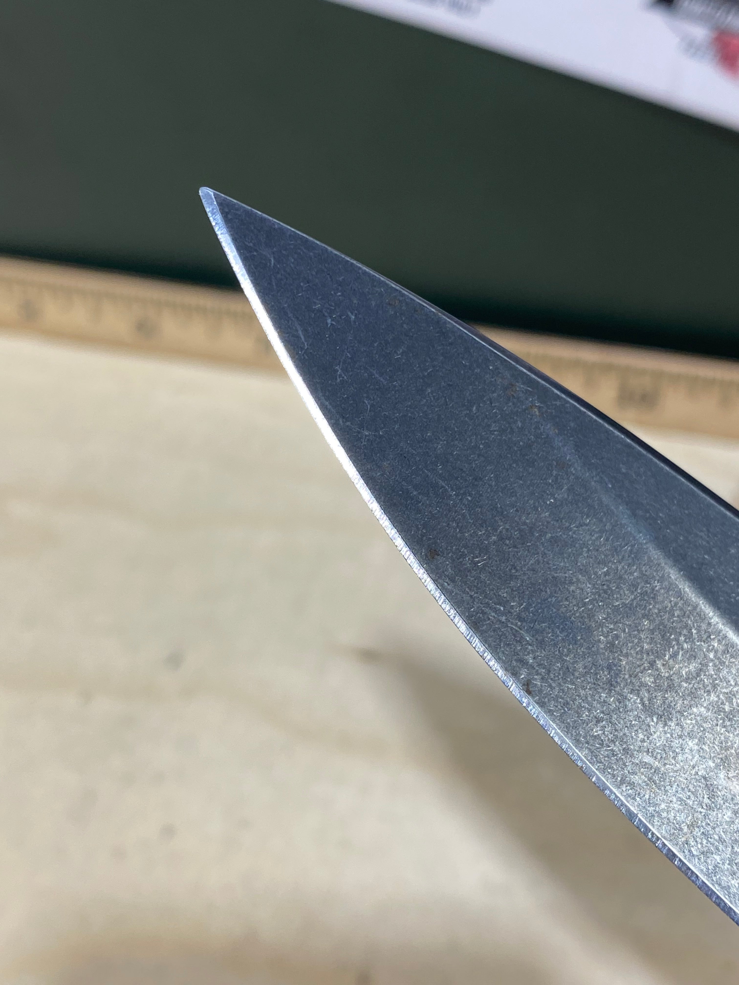 CRKT 2520 Tuna #-18. Light usage.