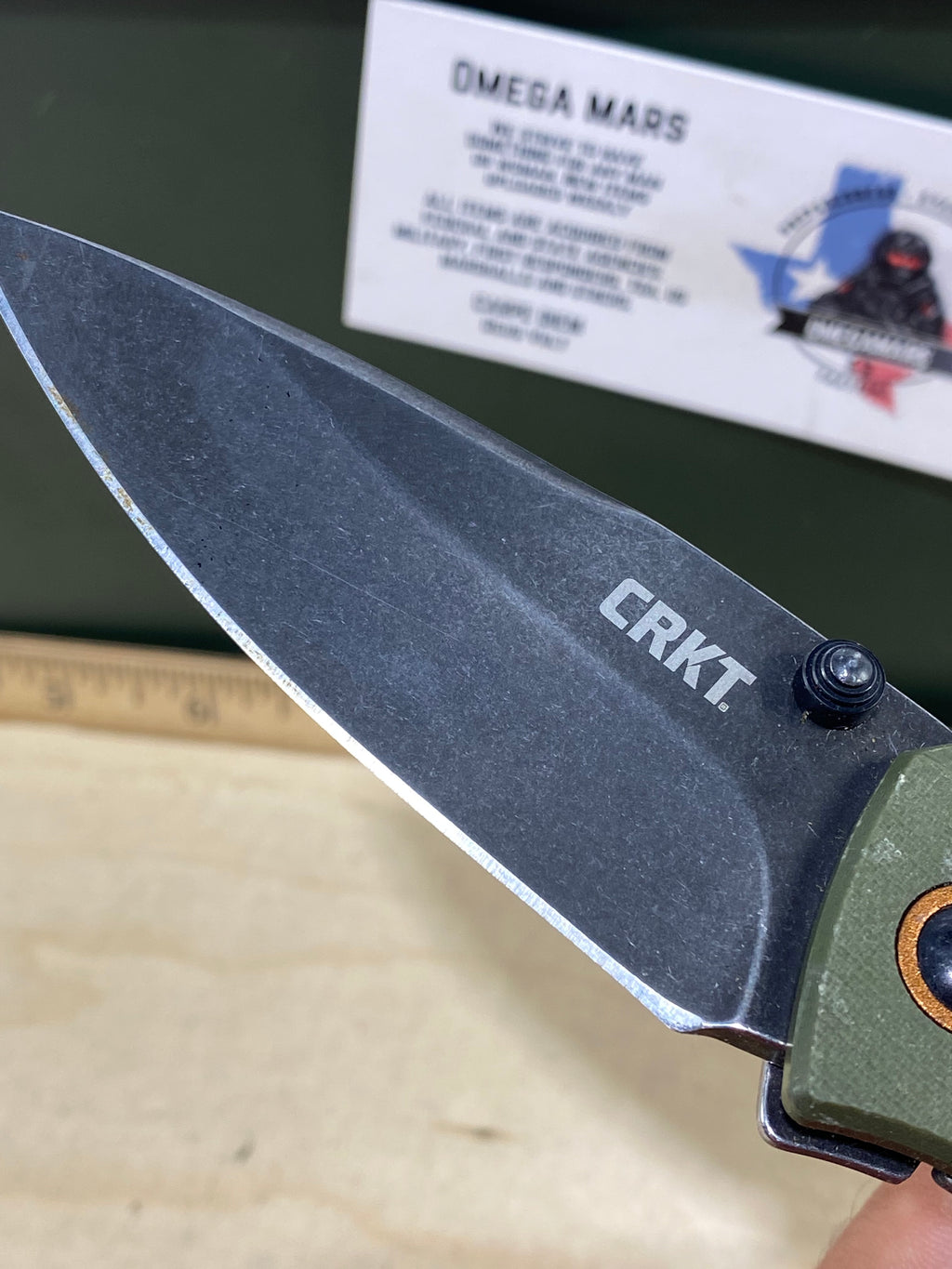CRKT 2520 Tuna #-19. Light usage.